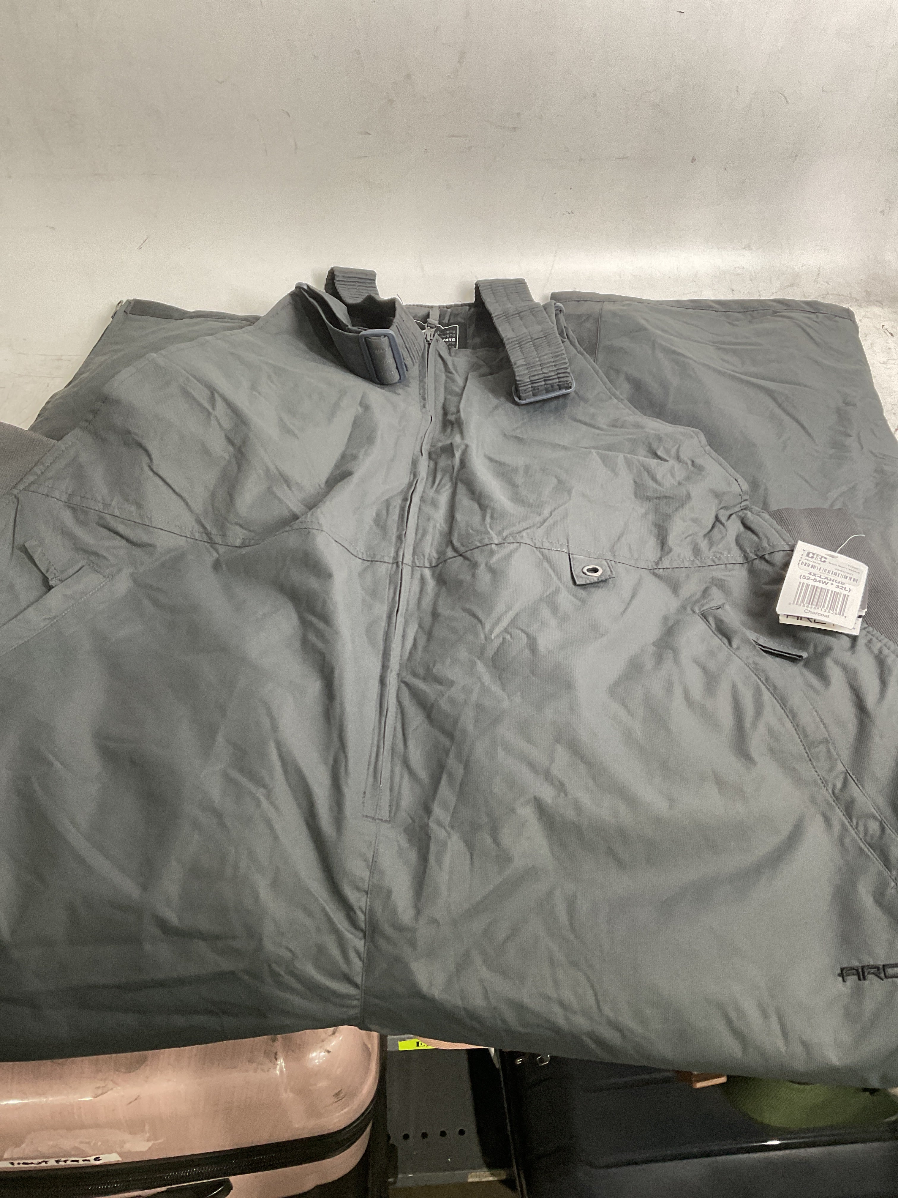 Arctix Mens Essential Insulated Bib ( Charcoal , 4X-Large/32" Inseam ) Charcoal 4 X Large 32 Inseam U1