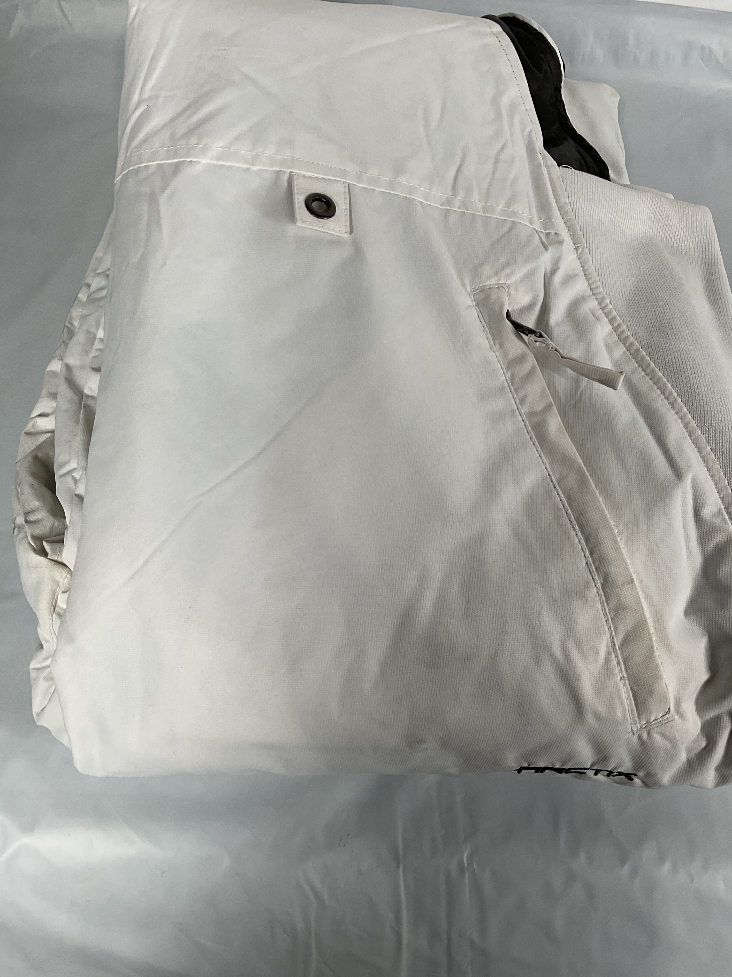 Arctix Mens Essential Insulated Bib ( White , 3X-Large Big Tall ) White 3 X Large Big Tall U9