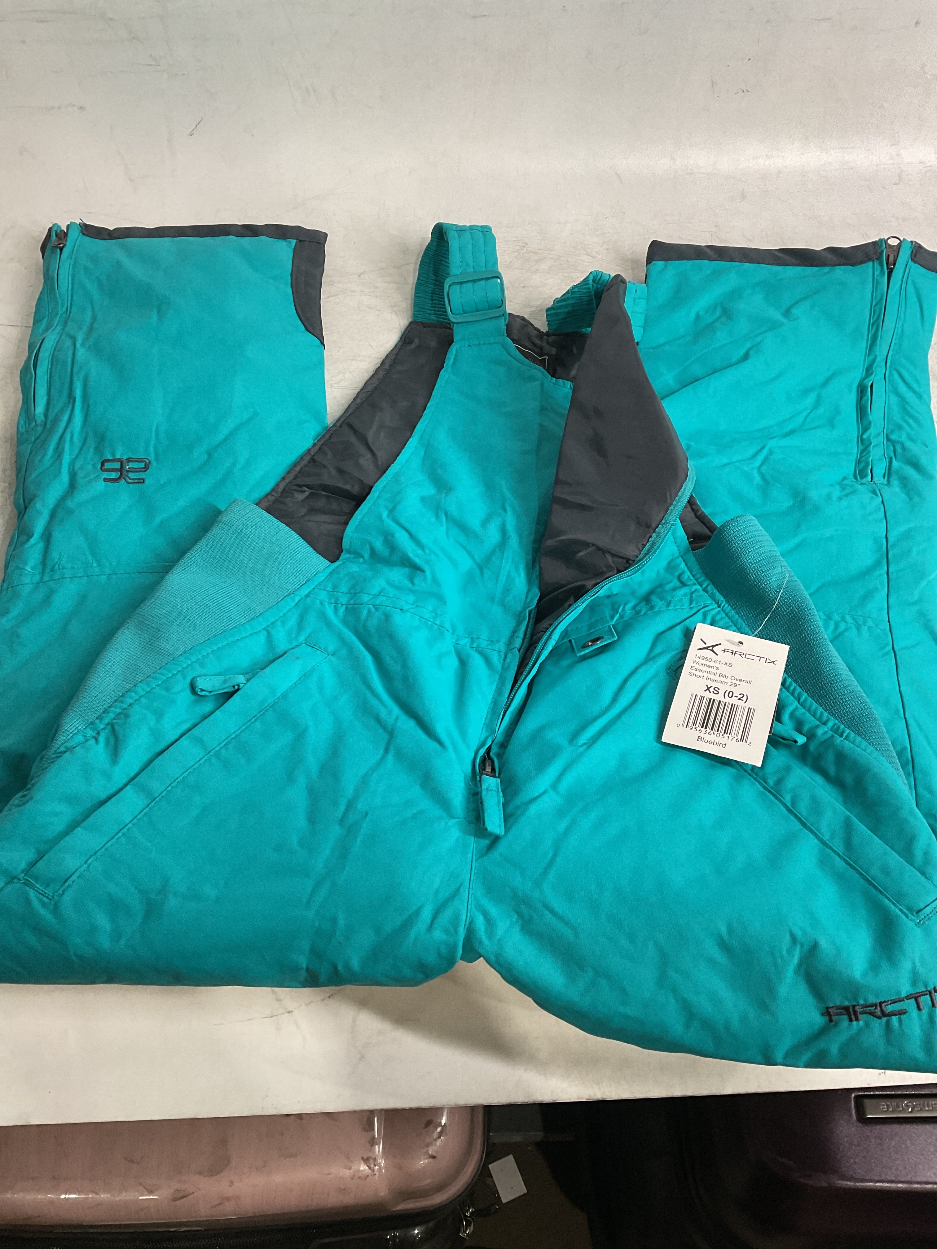 Arctix Women's Essential Bib Overall Regular 31 ( Bluebird , X-Small Short ) Bluebird X Small Short U5