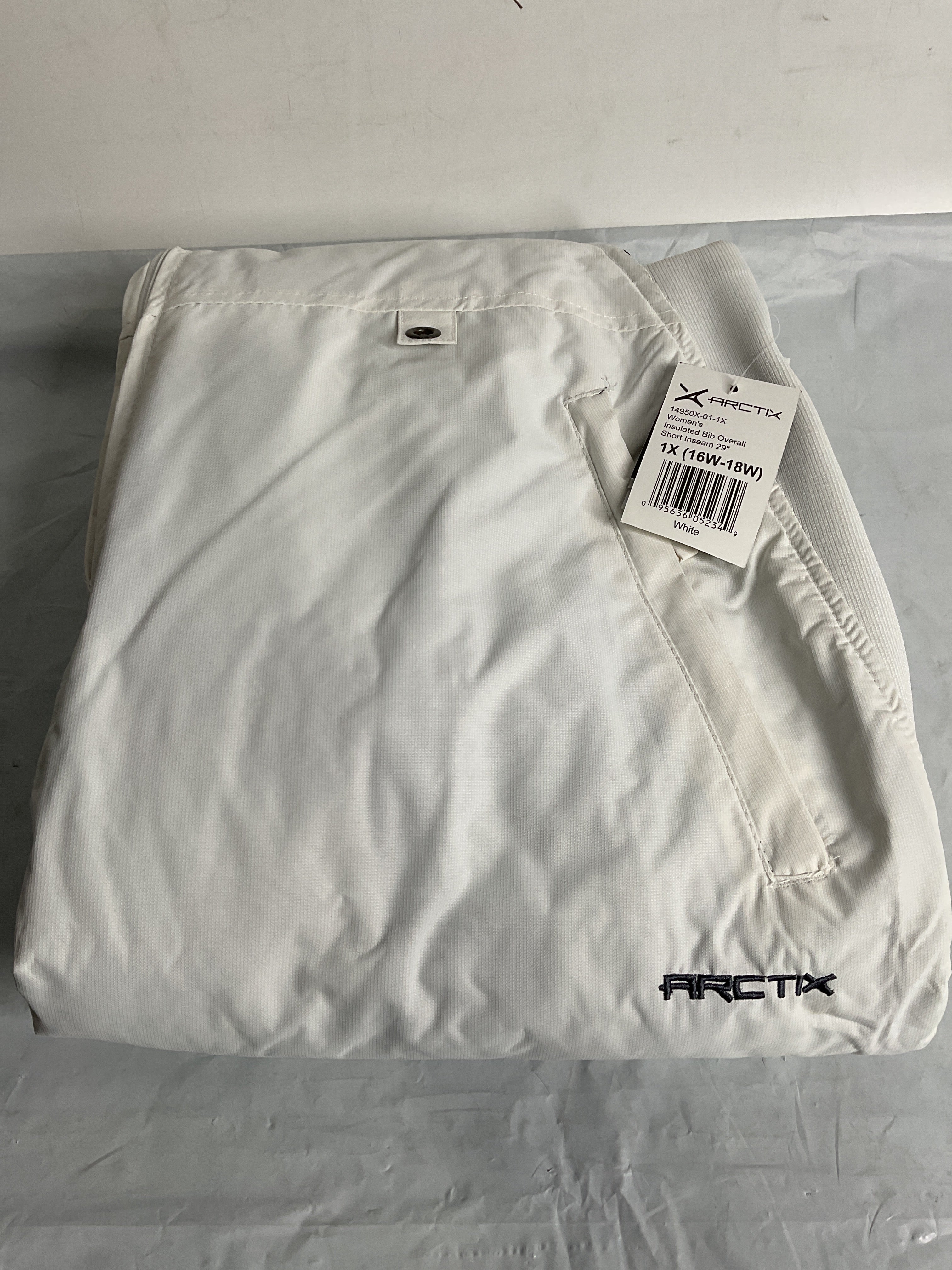 Arctix Women's Essential Bib Overall Regular 31 ( White , 1X Short ) White 1 X Short U20