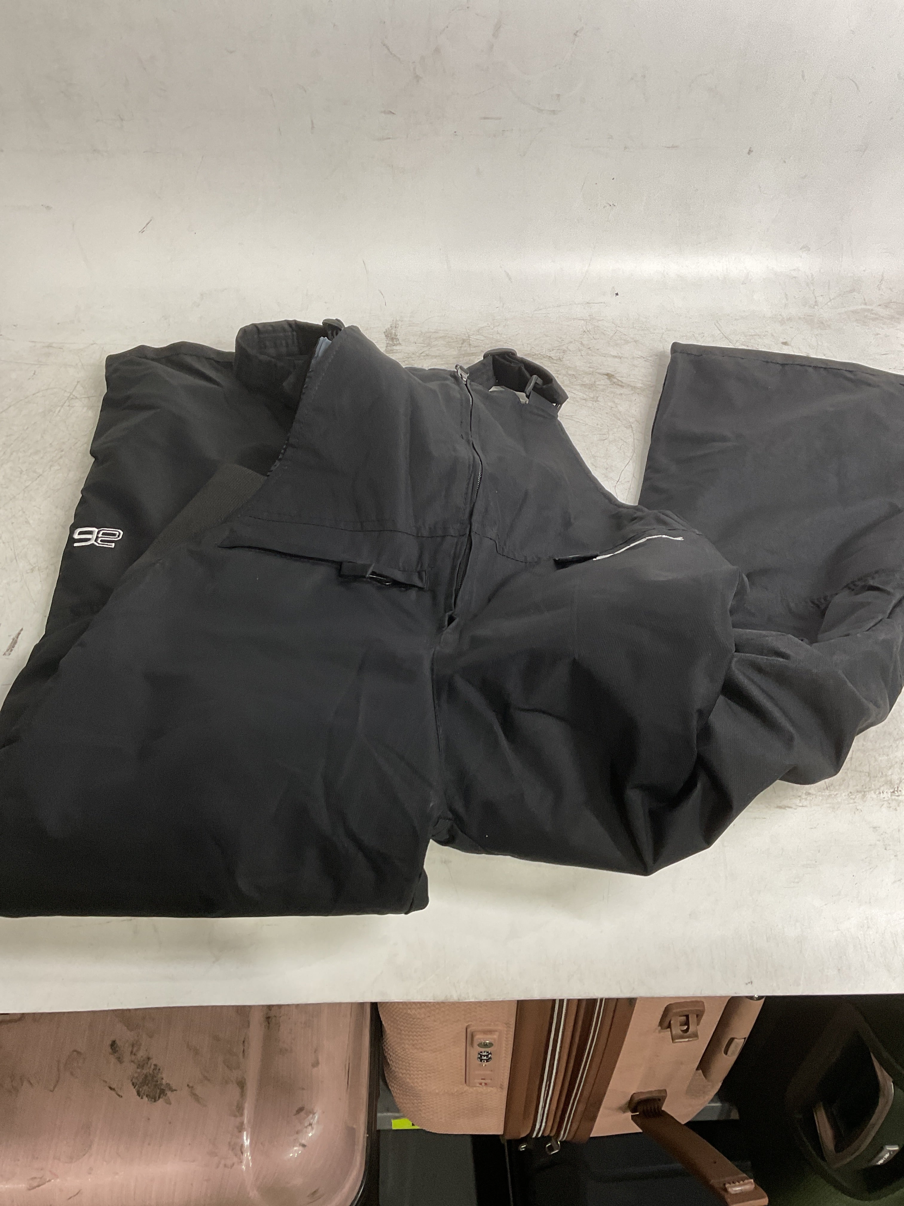 Arctix Kids Insulated Snow Bib Overalls ( Black , Medium ) Black Medium U1