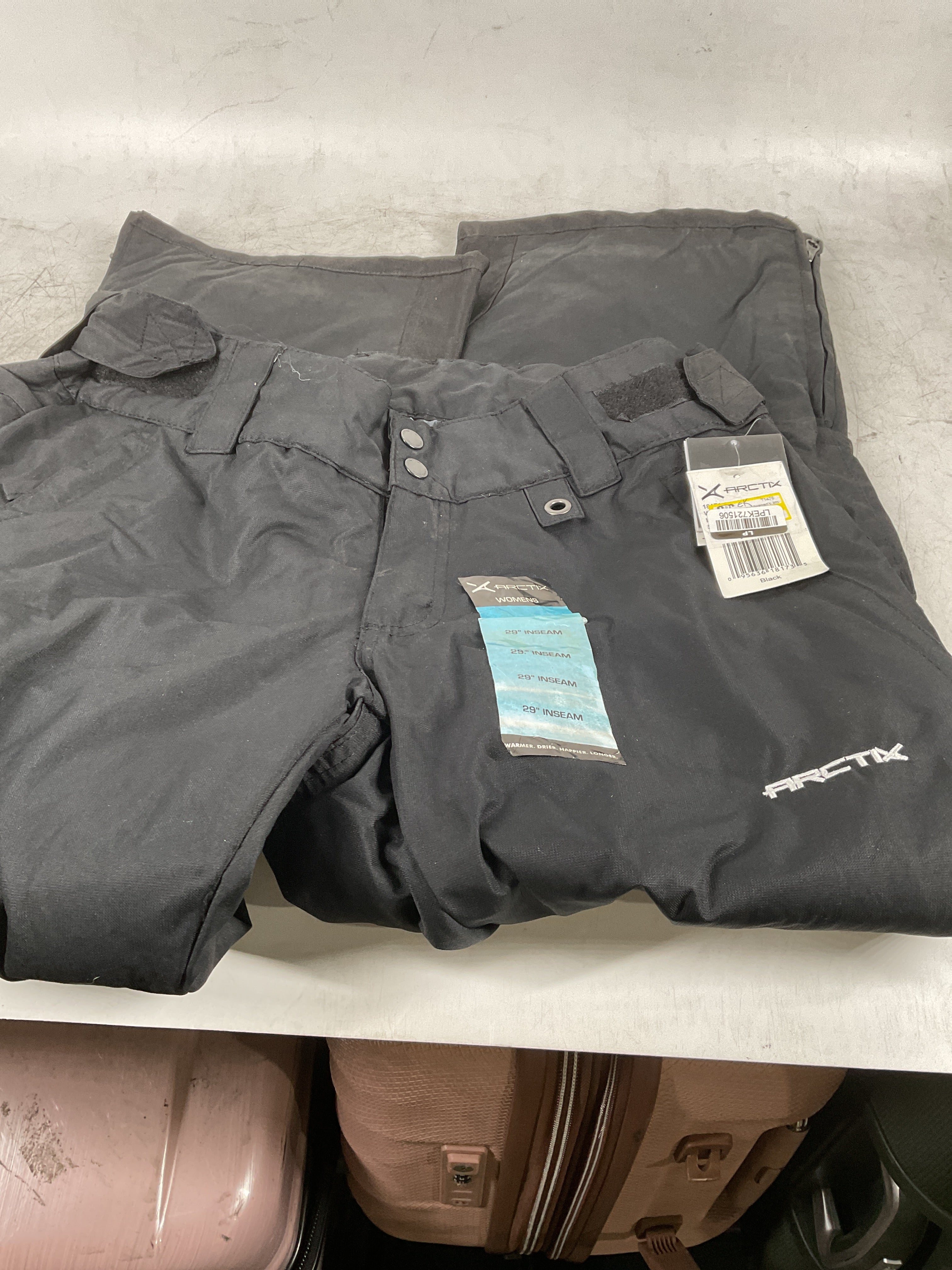 Arctix Women's Essential Insulated Snow Pant ( Black , Large Short ) Black Large Short U3