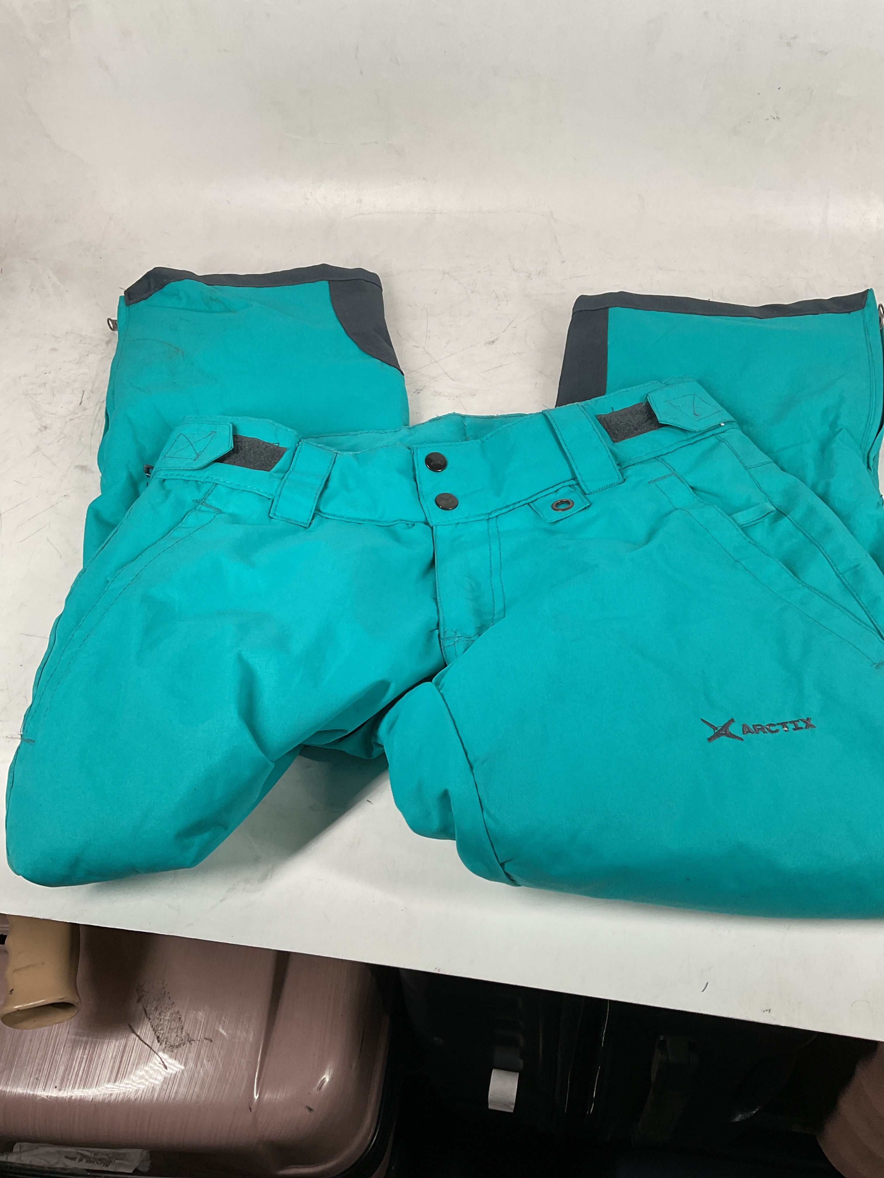 Arctix Women's Essential Insulated Snow Pant Bluebird Medium Short U1