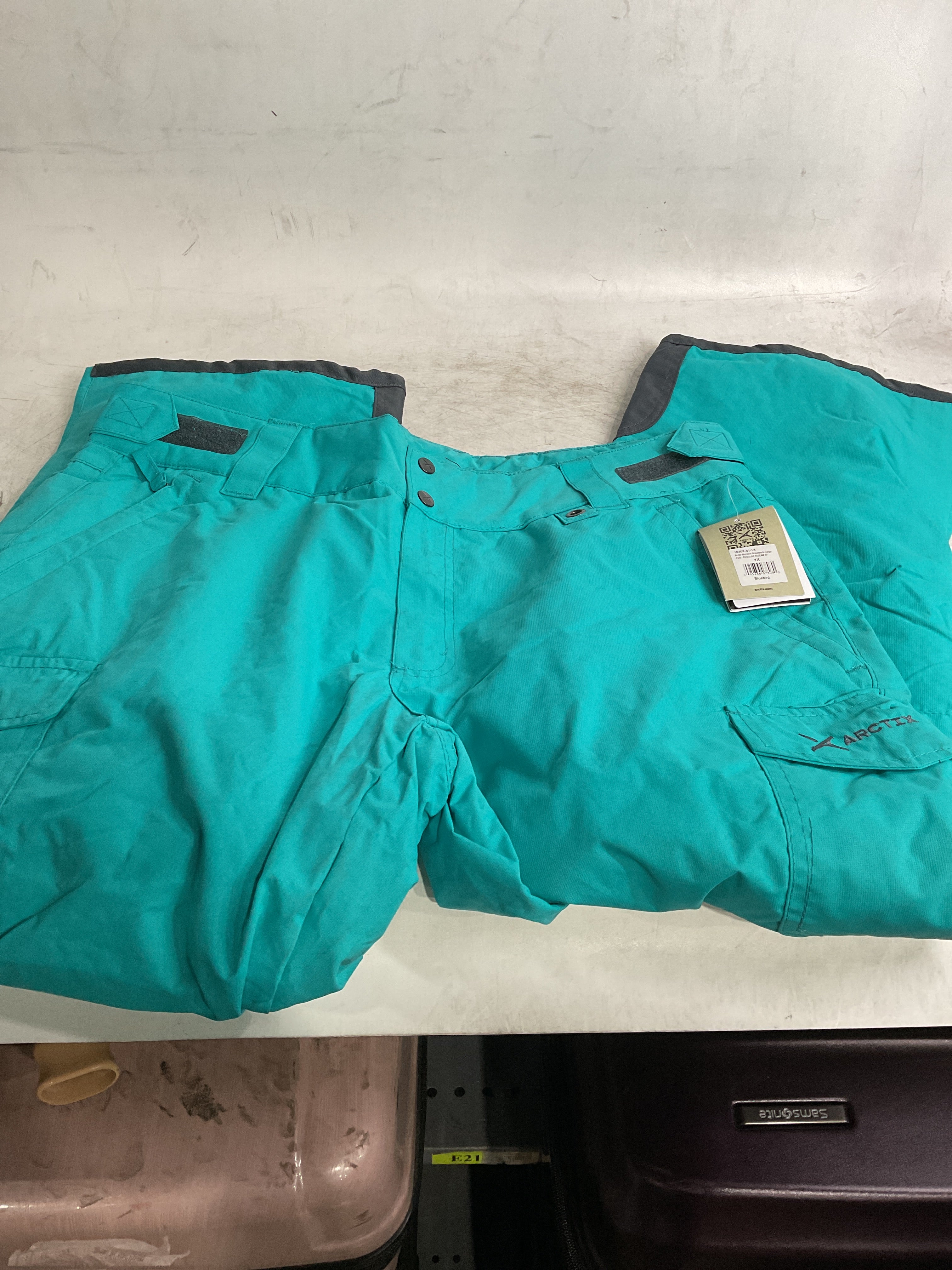 Arctix Women's Insulated Snowsports Cargo Pant ( Bluebird , 1X ) Bluebird 1 X U7