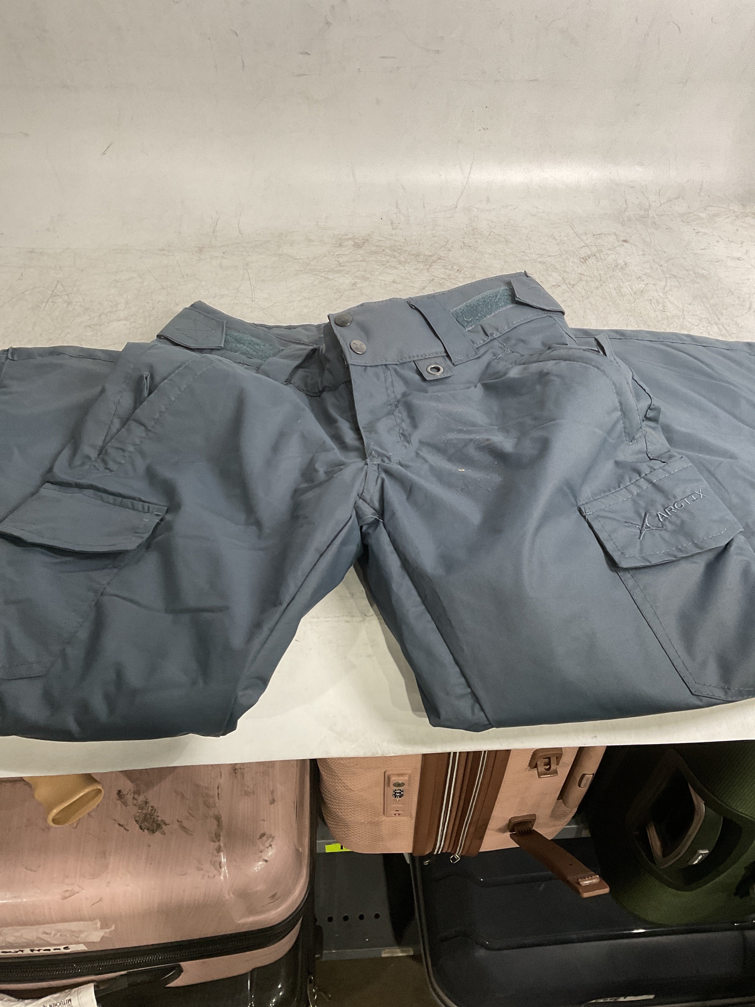 Arctix Women's Insulated Snowsports Cargo Pant ( Steel , Small/27" Inseam ) Steel Small 27 Inseam U4