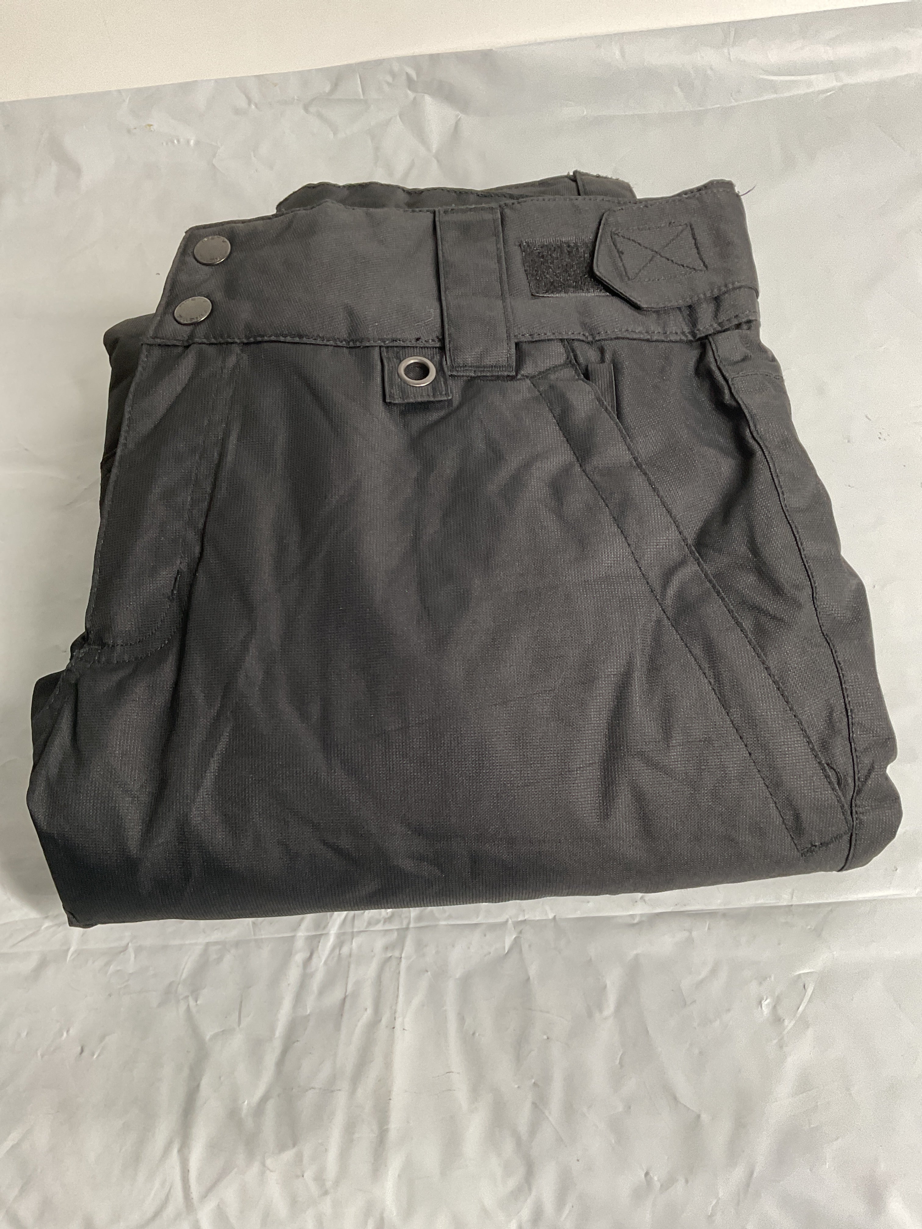 Arctix Women's Essential Insulated Snow Pant ( Black , Medium/27" Inseam ) Black Medium 27 Inseam U13