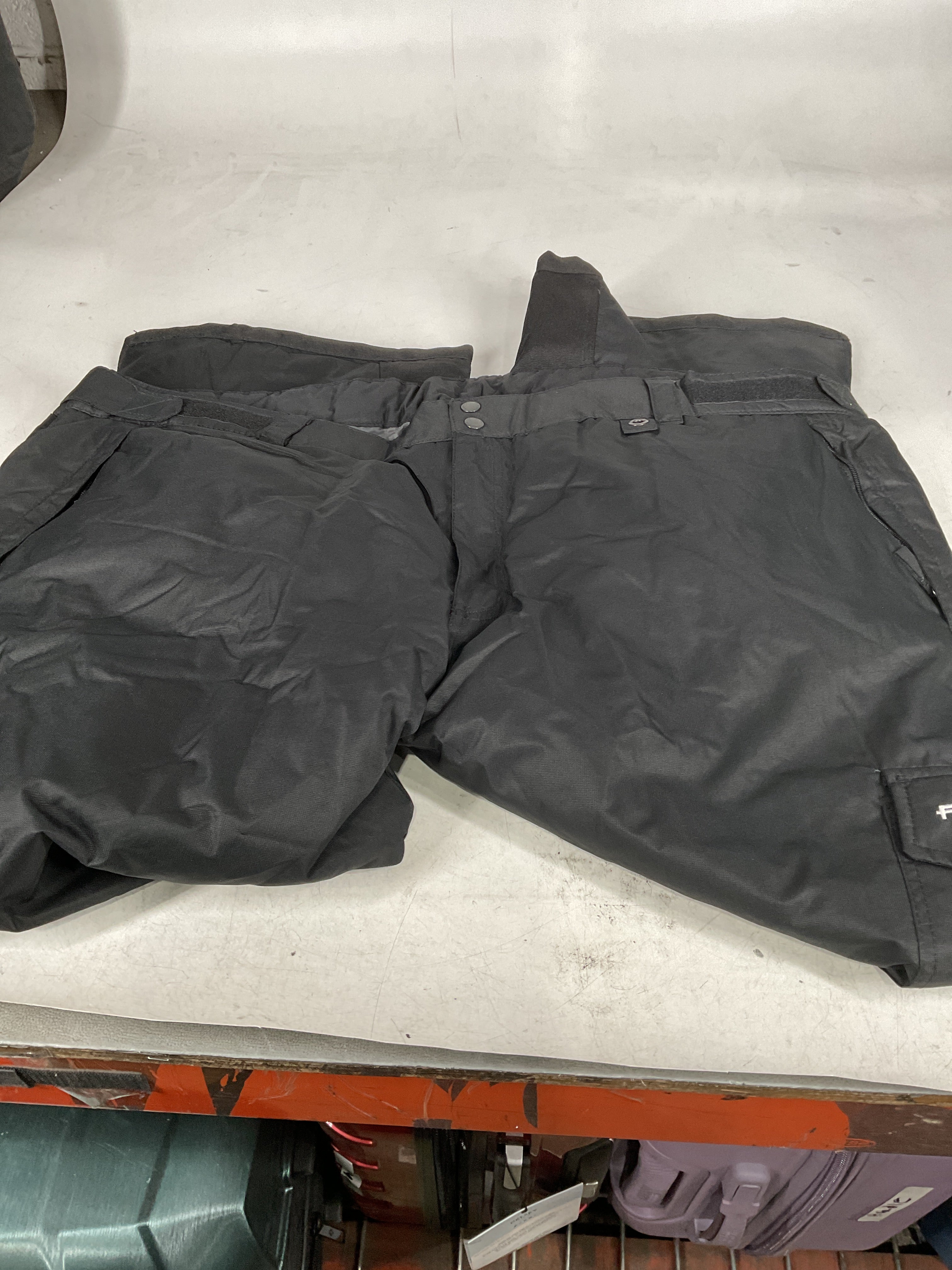 Arctix Men's Insulated Snowsports Cargo Pant Black 4 X Large 32 Inseam U12