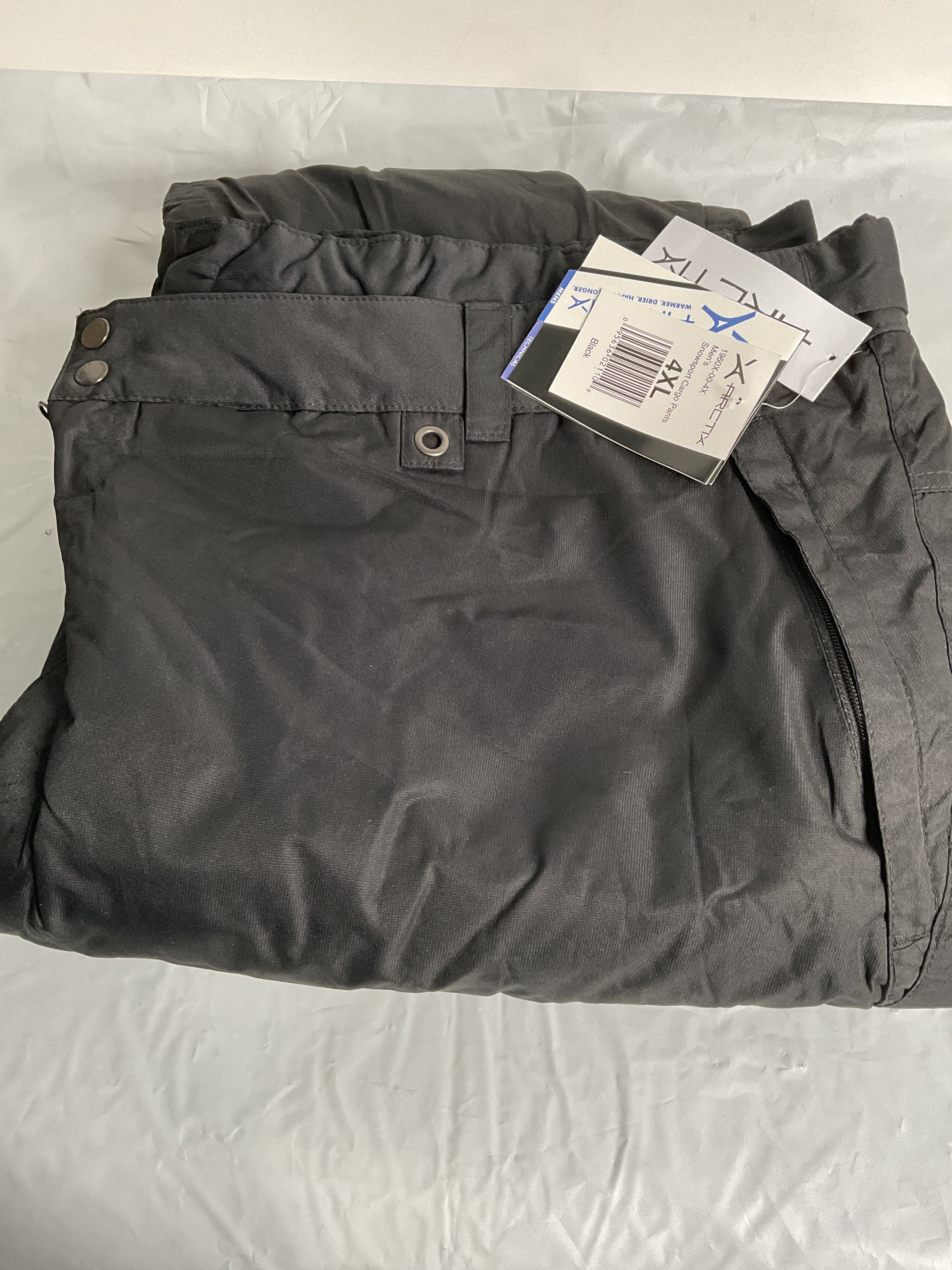 Arctix Men's Insulated Snowsports Cargo Pant ( Black , 4X-Large/32" Inseam ) Black 4 X Large 32 Inseam U16