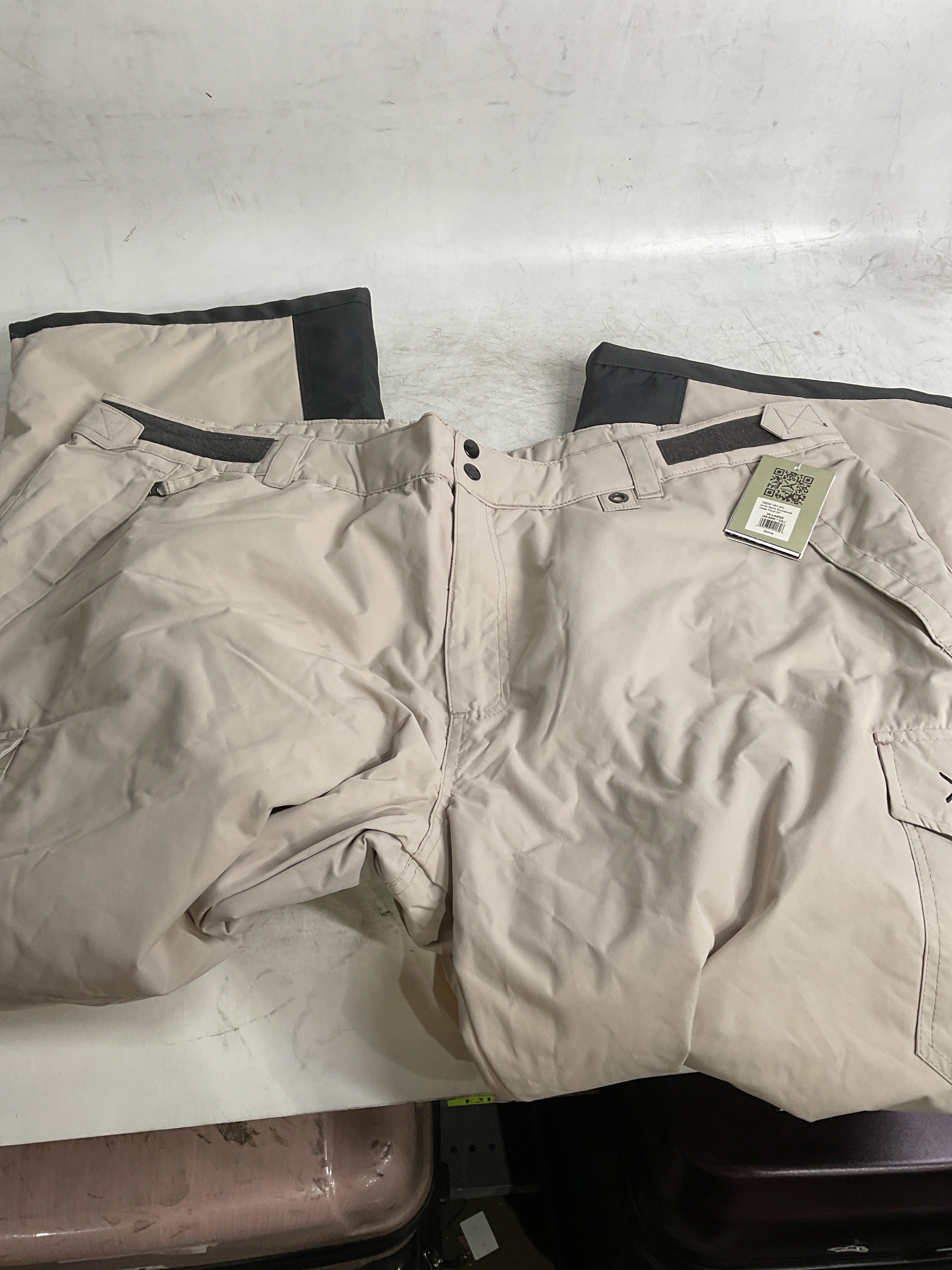 Arctix Men's Insulated Snowsports Cargo Pant ( Stone , 3X-Large/32" Inseam ) Stone 3 X Large 32 Inseam U3