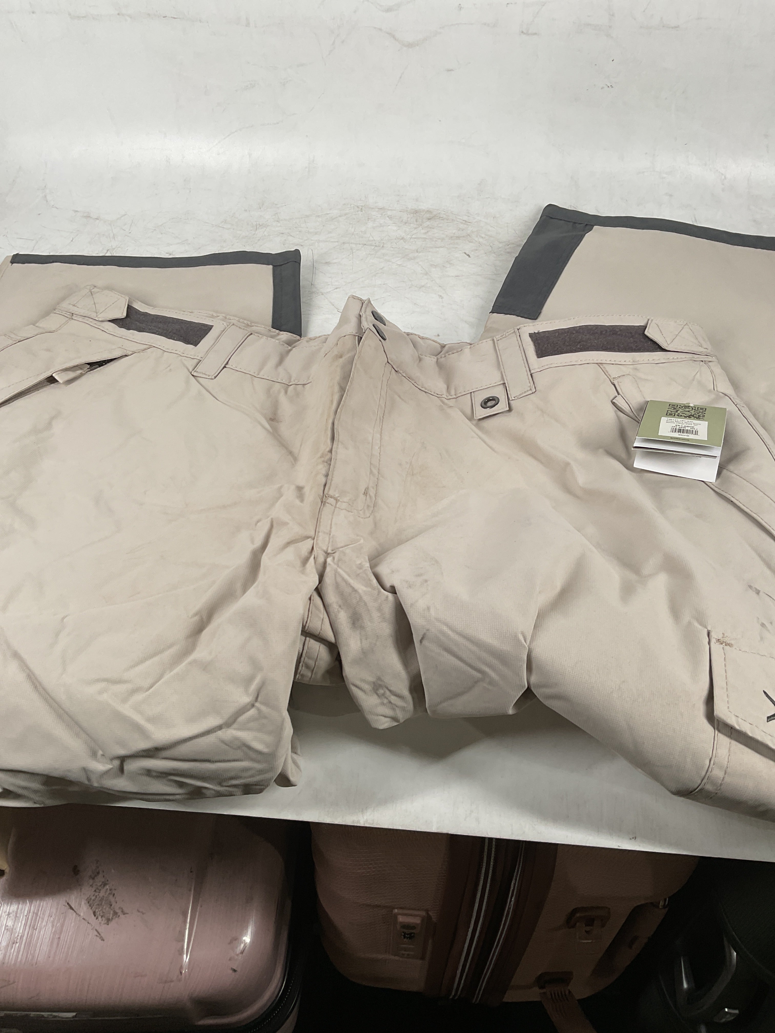 Arctix Men's Insulated Snowsports Cargo Pant ( Stone , XX-Large/30" Inseam ) Stone XX Large 30 Inseam U4