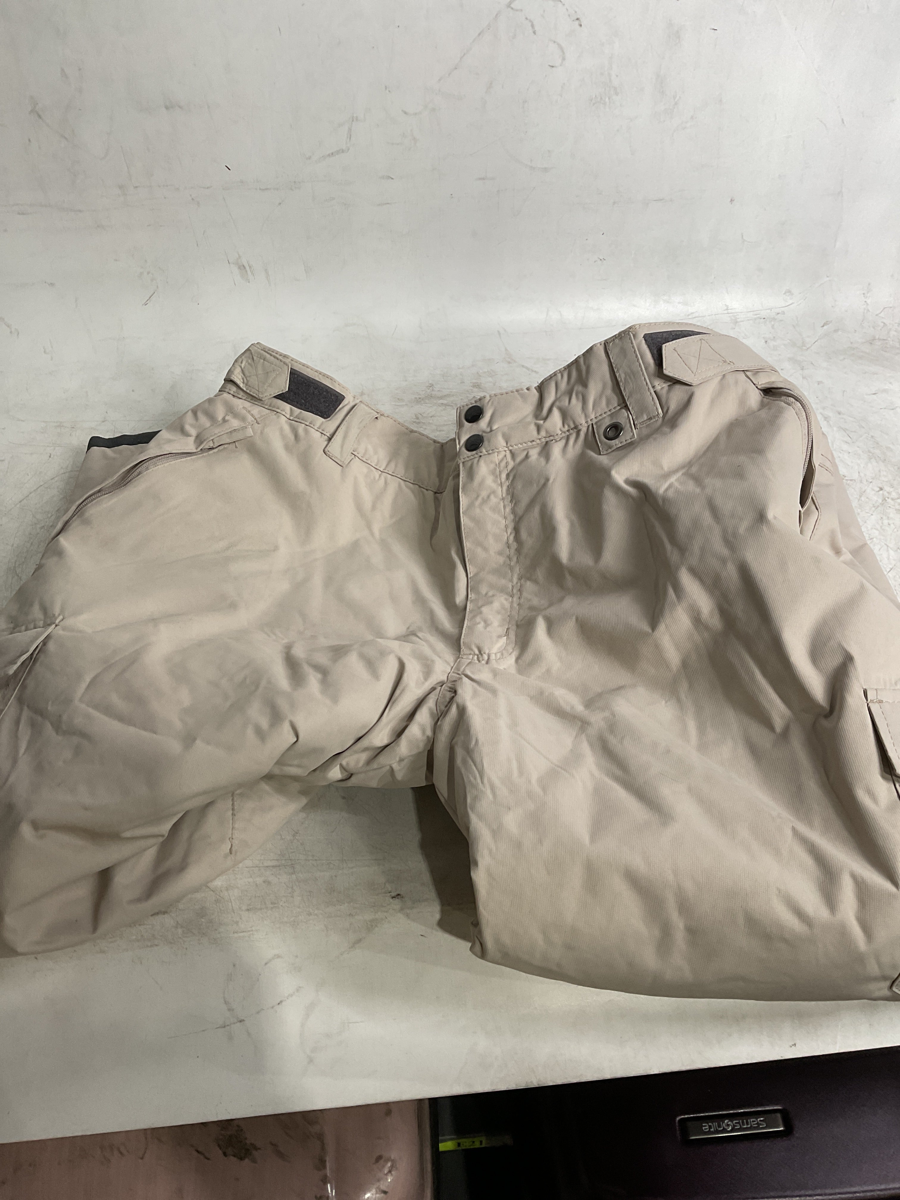 Arctix Men's Insulated Snowsports Cargo Pant ( Stone , XX-Large/30" Inseam ) Stone XX Large 30 Inseam U8