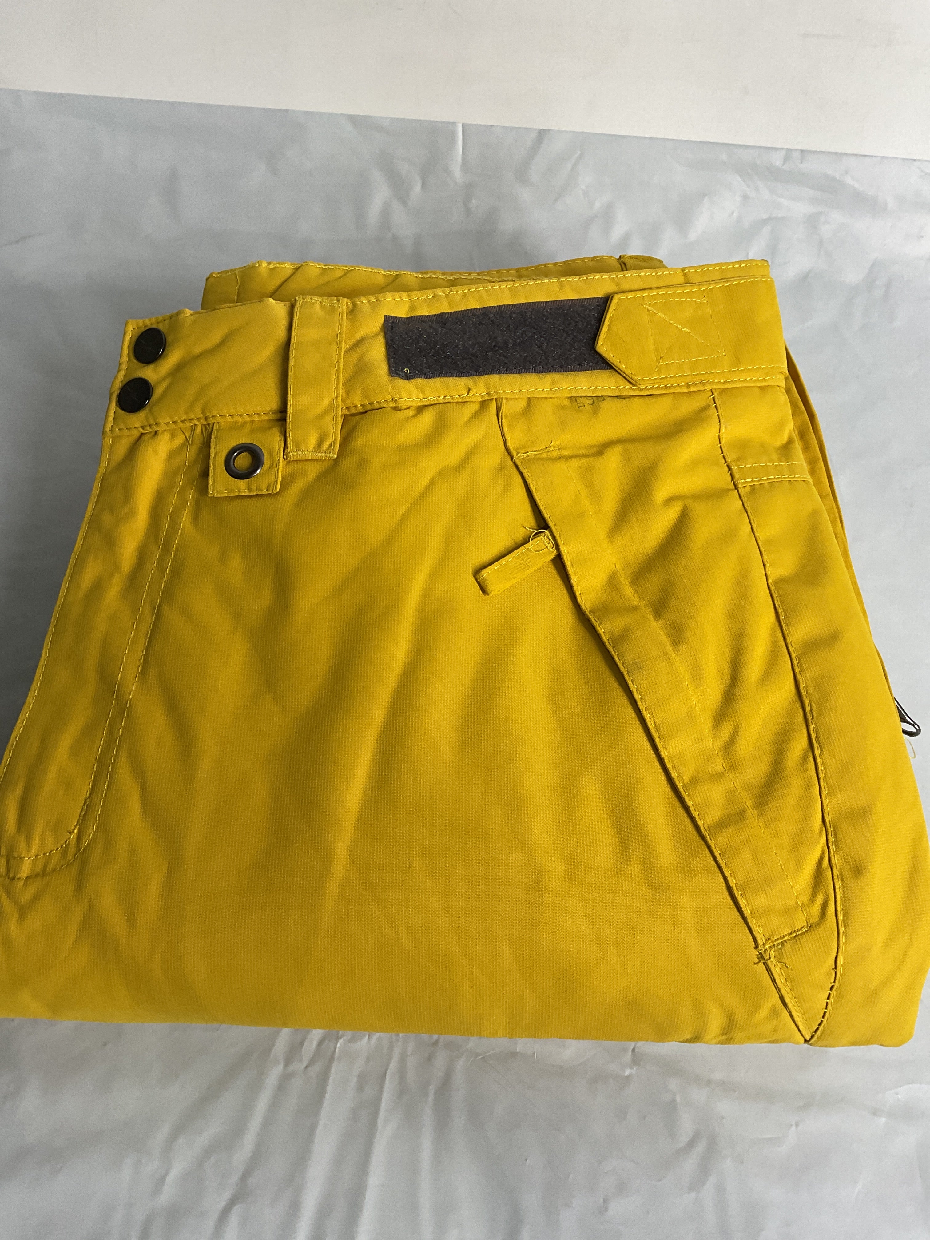 Arctix Men's Insulated Snowsports Cargo Pant ( Bamboo Yellow , Large/28" Inseam ) Bamboo Yellow Large 28 Inseam U11