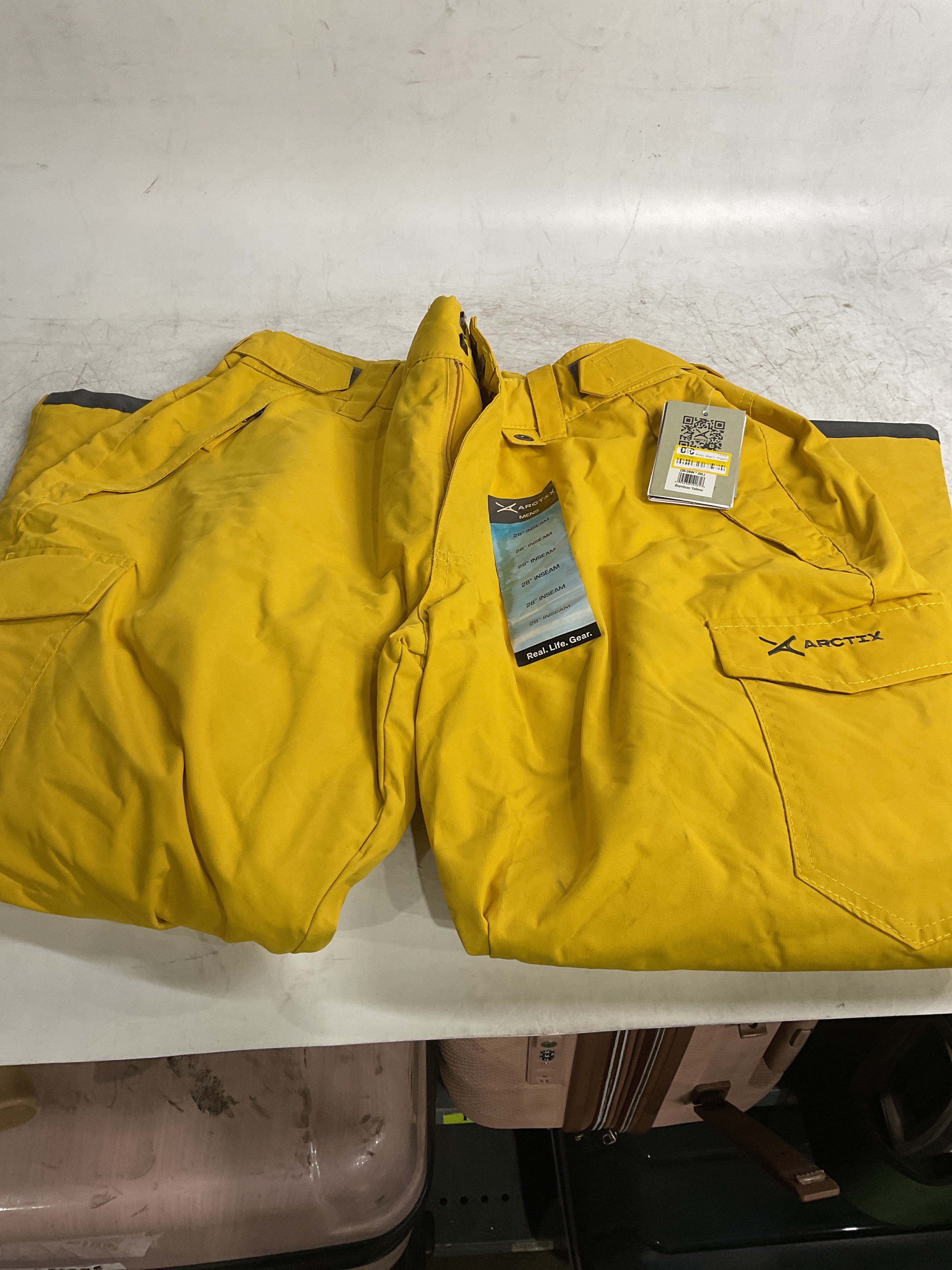 Arctix Men's Insulated Snowsports Cargo Pant ( Bamboo Yellow , Large/28" Inseam ) Bamboo Yellow Large 28 Inseam U6