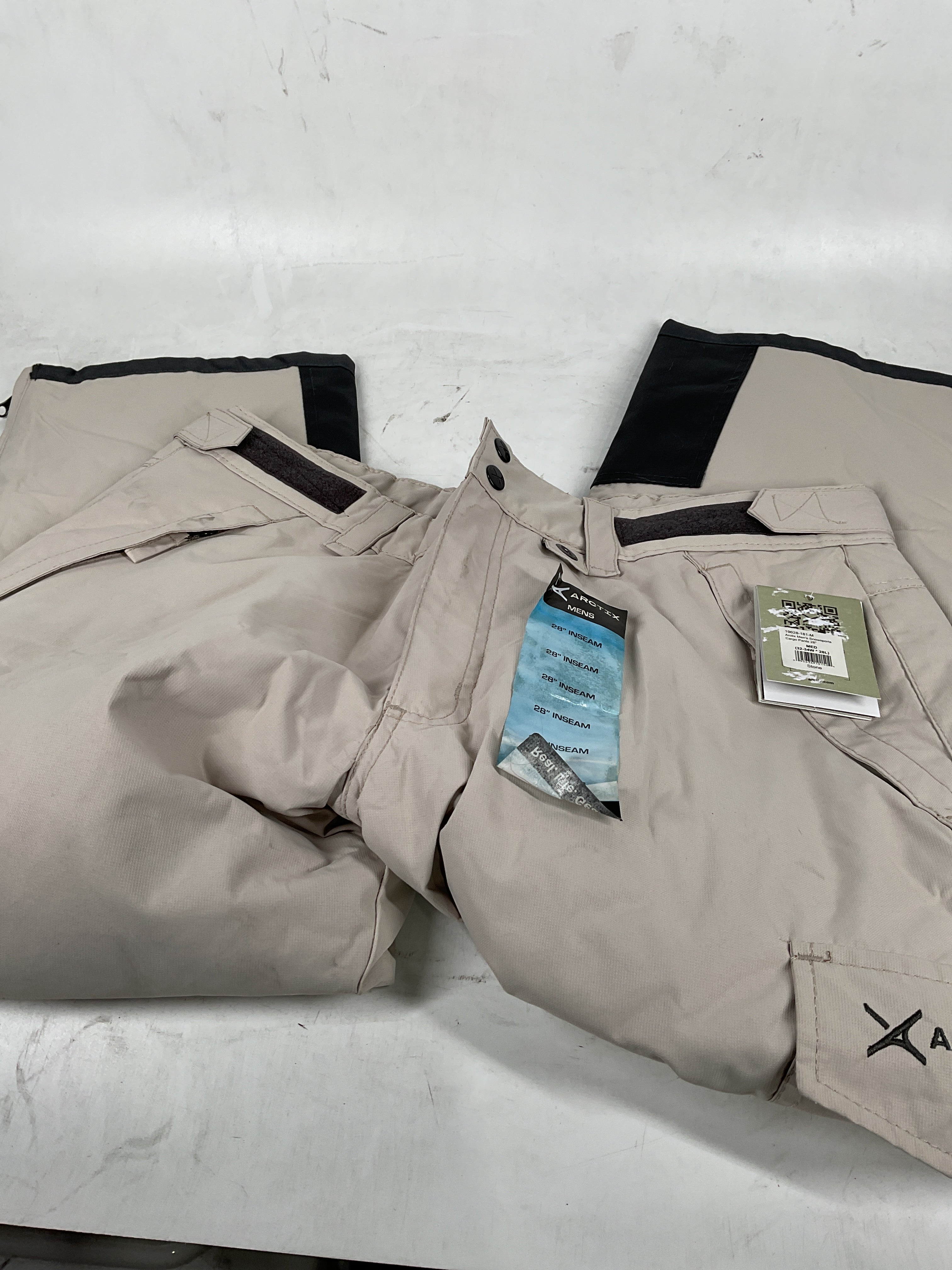 Arctix Men's Insulated Snowsports Cargo Pant Stone Medium 28 Inseam U16