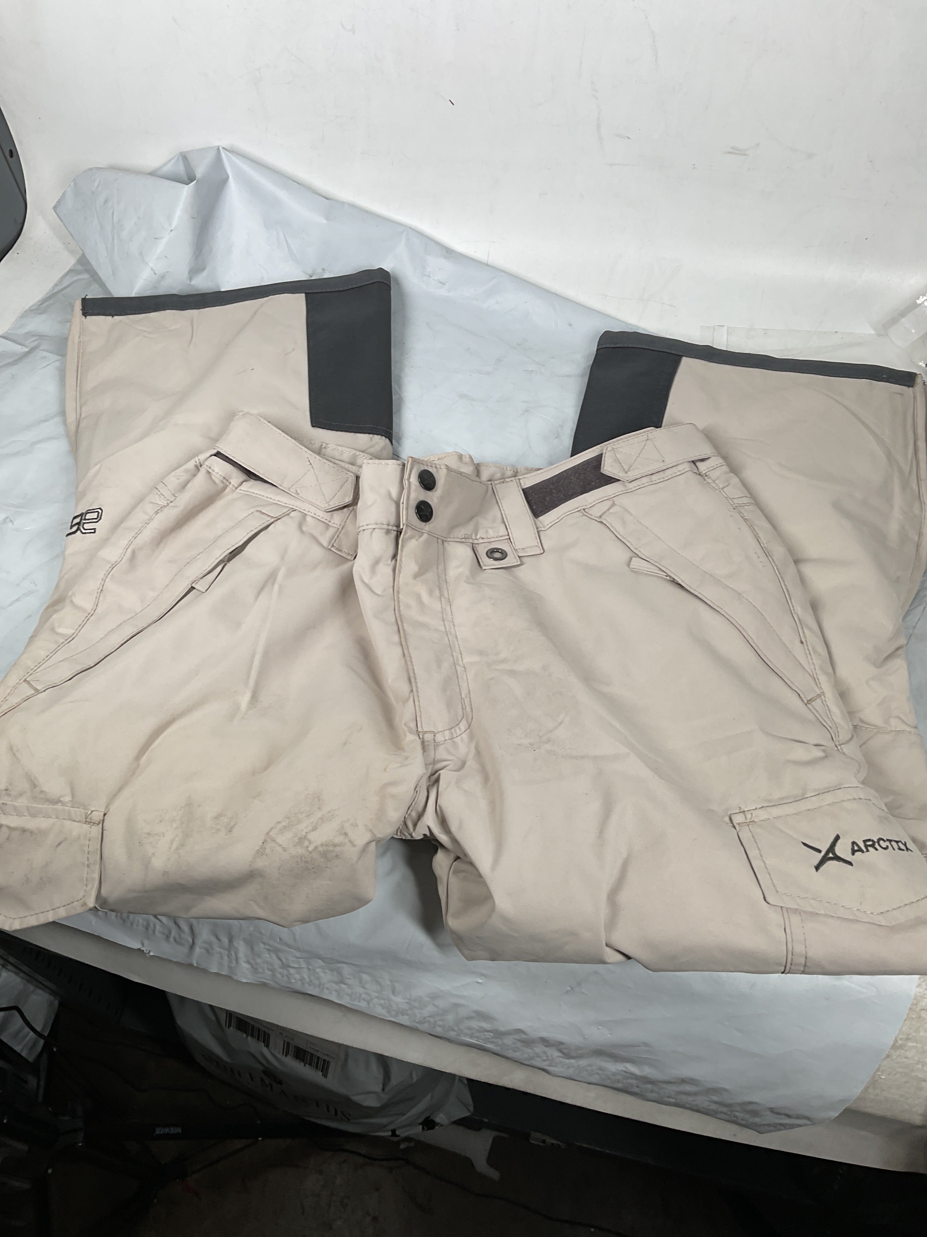 Arctix Men's Insulated Snowsports Cargo Pant ( Stone , Medium/28" Inseam ) Stone Medium 28 Inseam U27