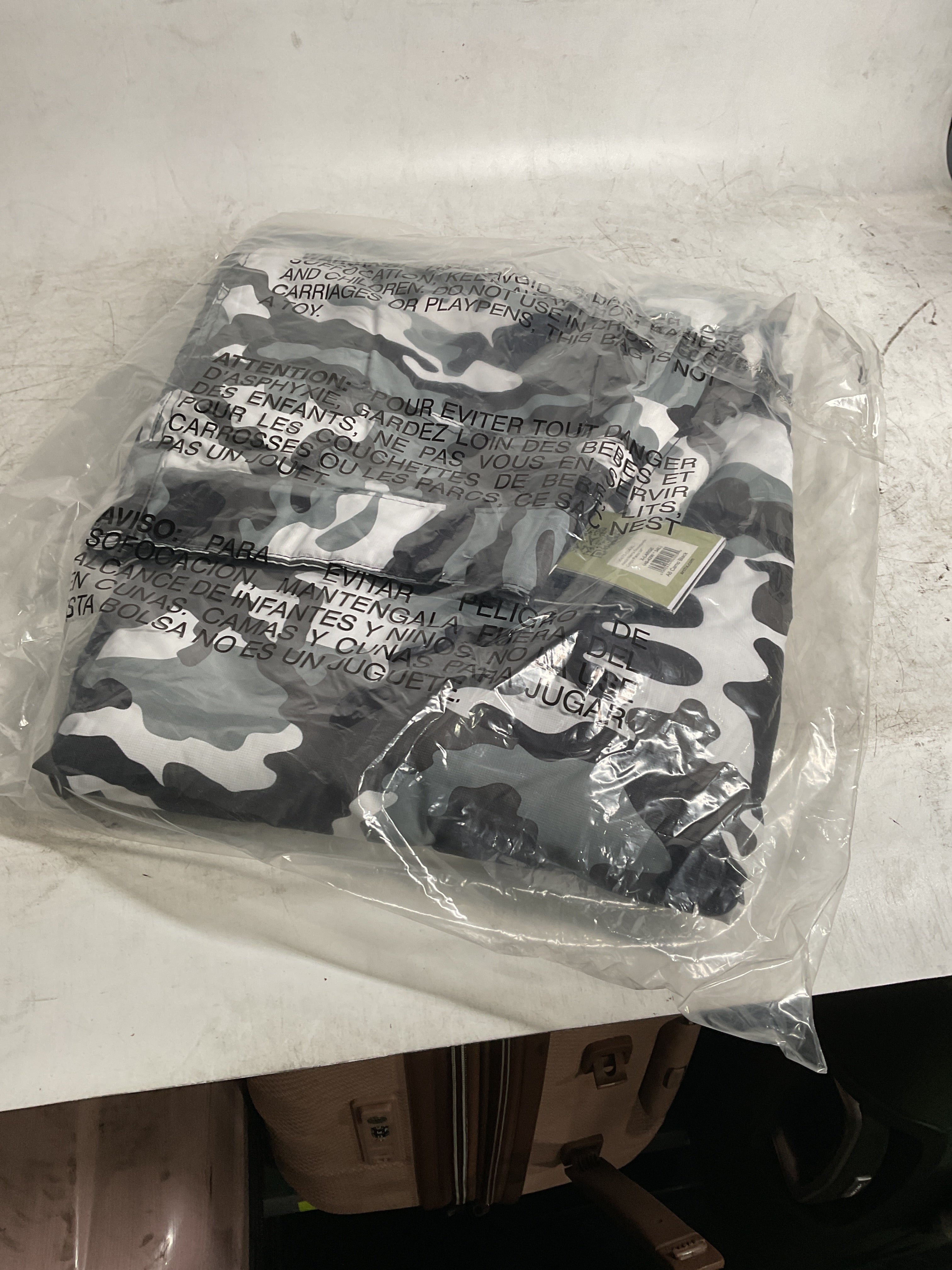 Arctix Men's Insulated Snowsports Cargo Pant ( A6 Camo Black , X-Large/34" Inseam ) A6 Camo Black X Large 34 Inseam U3