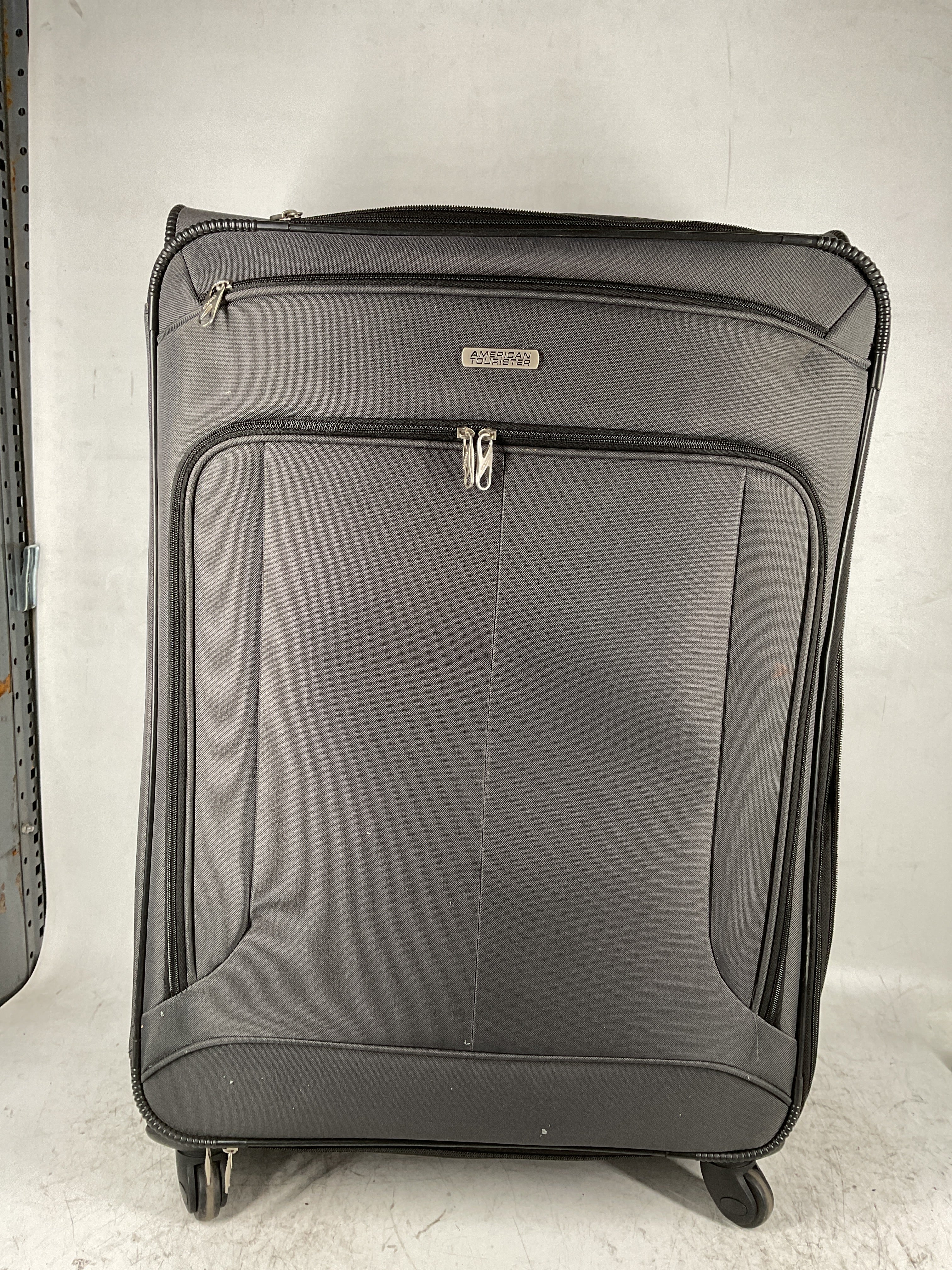 American Tourister Pop Max Softside Luggage with Spinner Wheels ( Charcoal , 3-Piece Set (21/25/29) ) Charcoal 3 Piece Set 21 25 29 U10