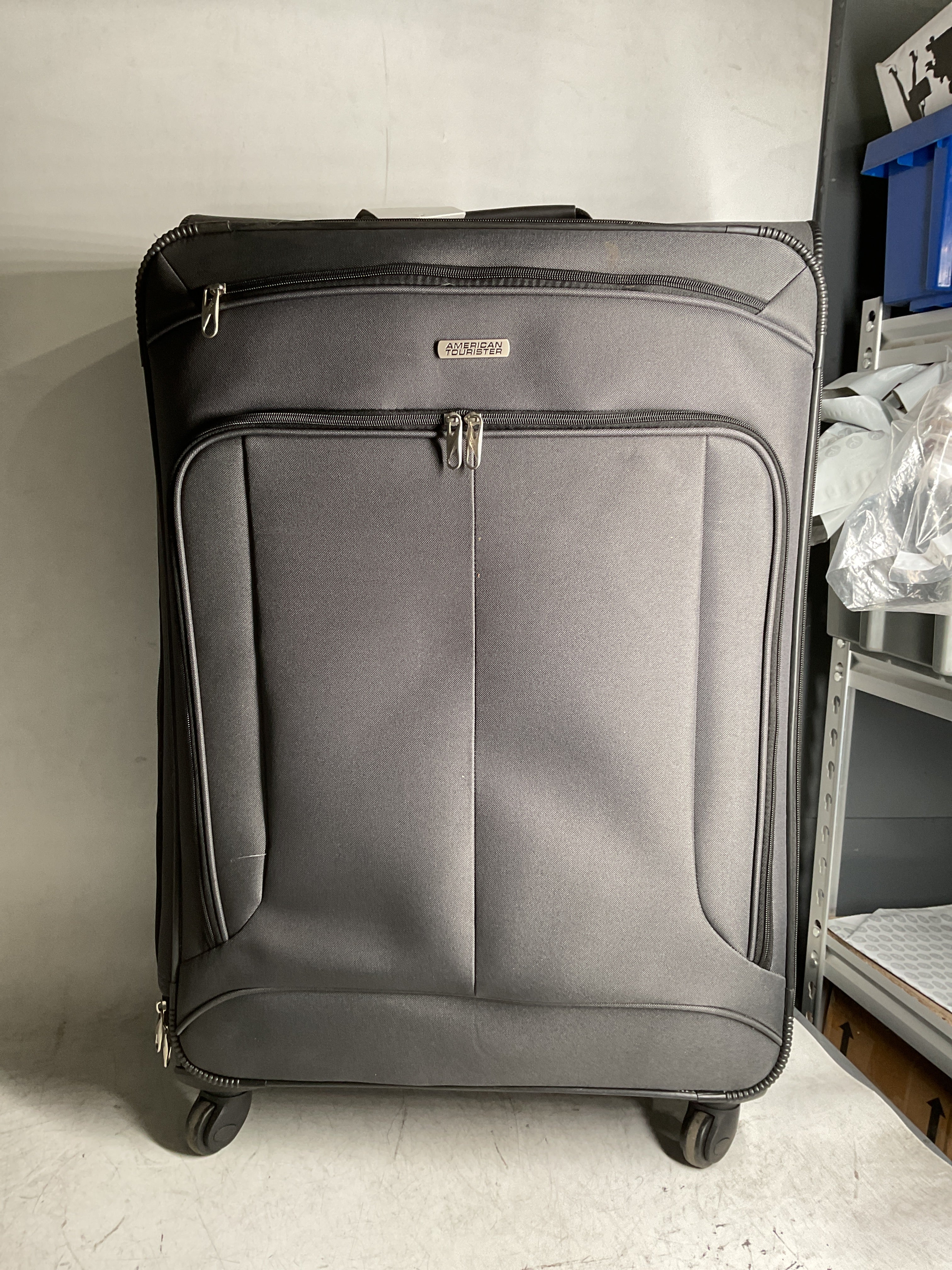 American Tourister Pop Max Softside Luggage with Spinner Wheels ( Charcoal , 3-Piece Set (21/25/29) ) Charcoal 3 Piece Set 21 25 29 U11