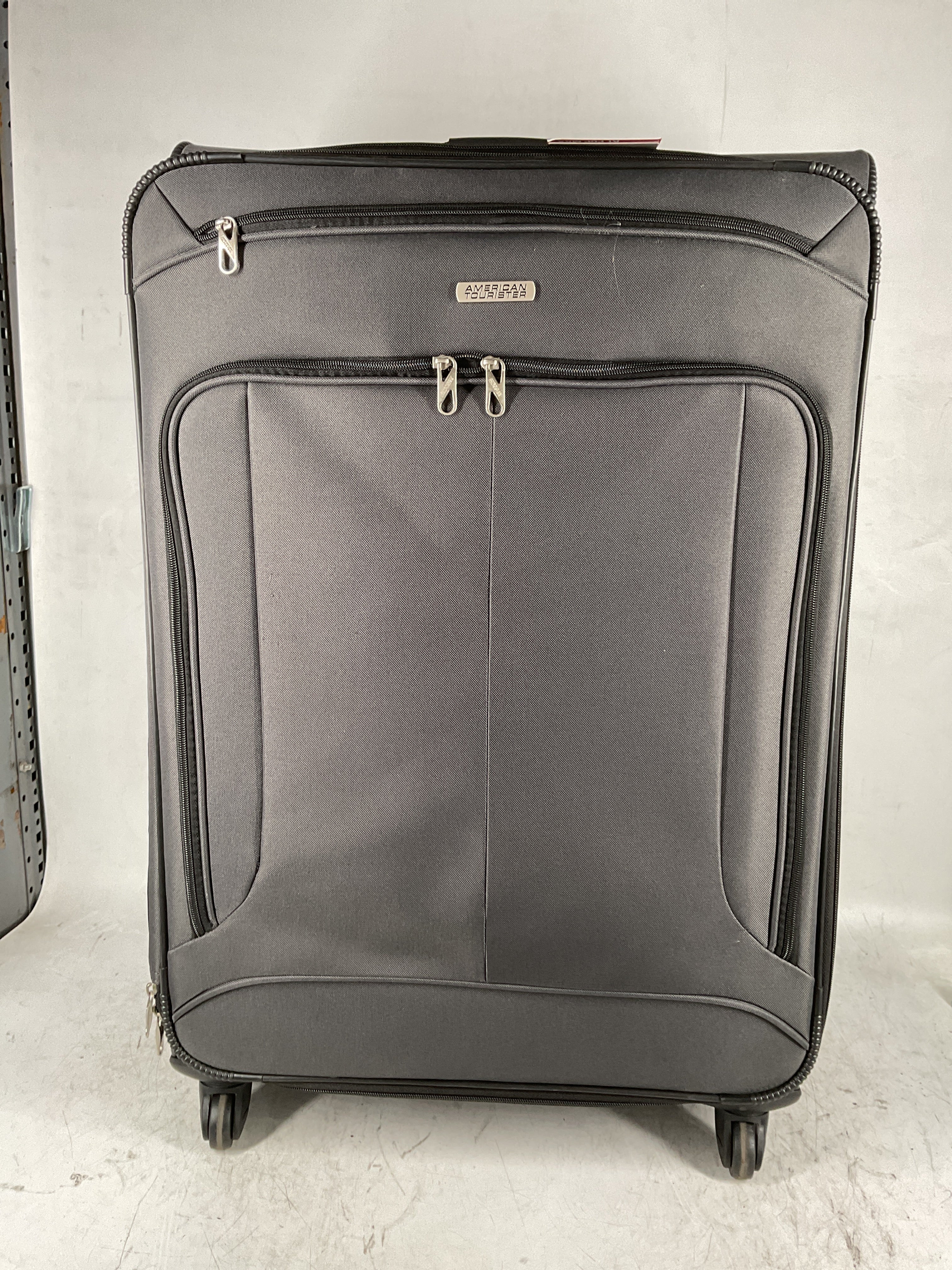 American Tourister Pop Max Softside Luggage with Spinner Wheels ( Charcoal , 3-Piece Set (21/25/29) ) Charcoal 3 Piece Set 21 25 29 U8