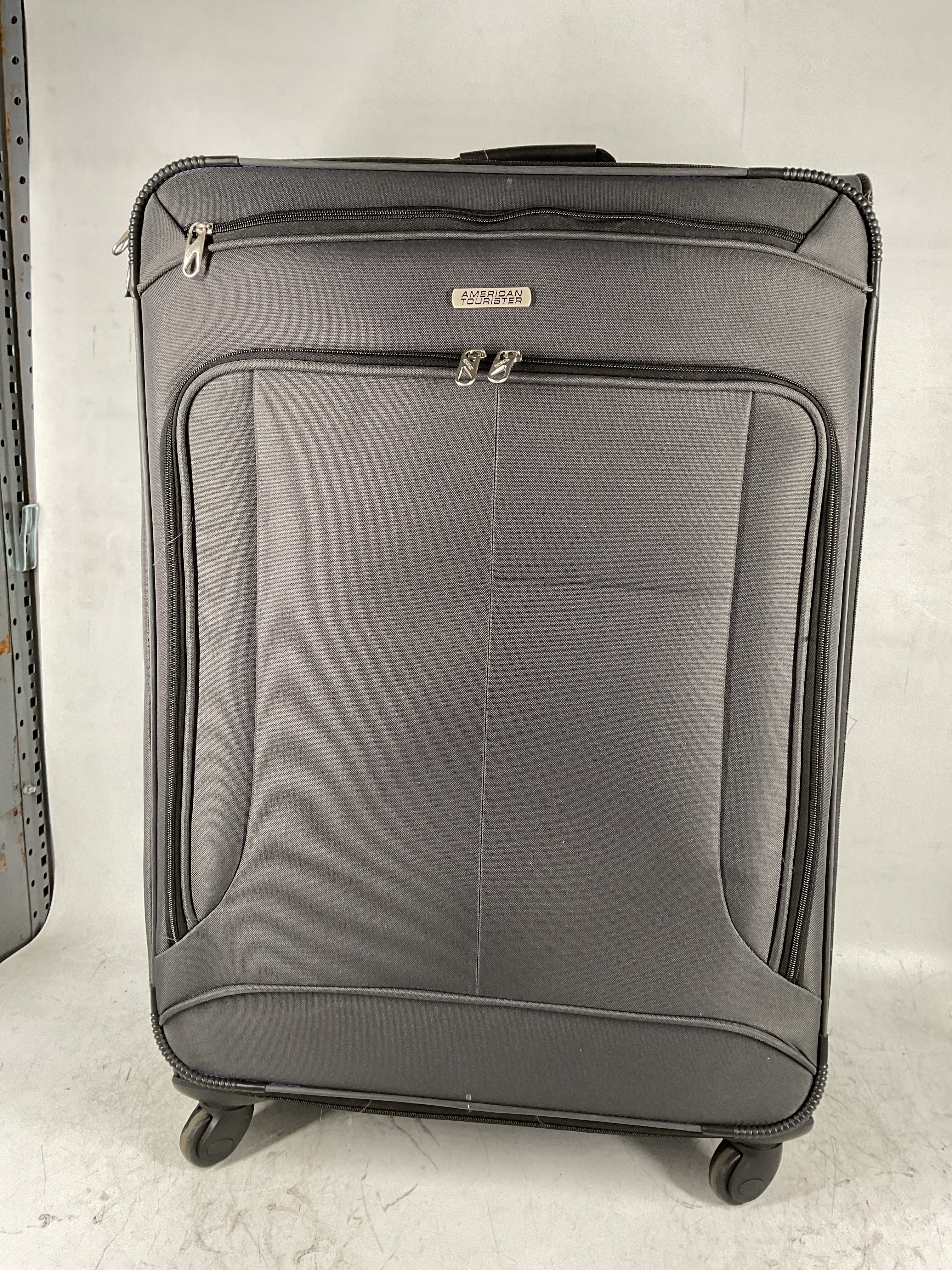 American Tourister Pop Max Softside Luggage with Spinner Wheels ( Charcoal , 3-Piece Set (21/25/29) ) Charcoal 3 Piece Set 21 25 29 U9