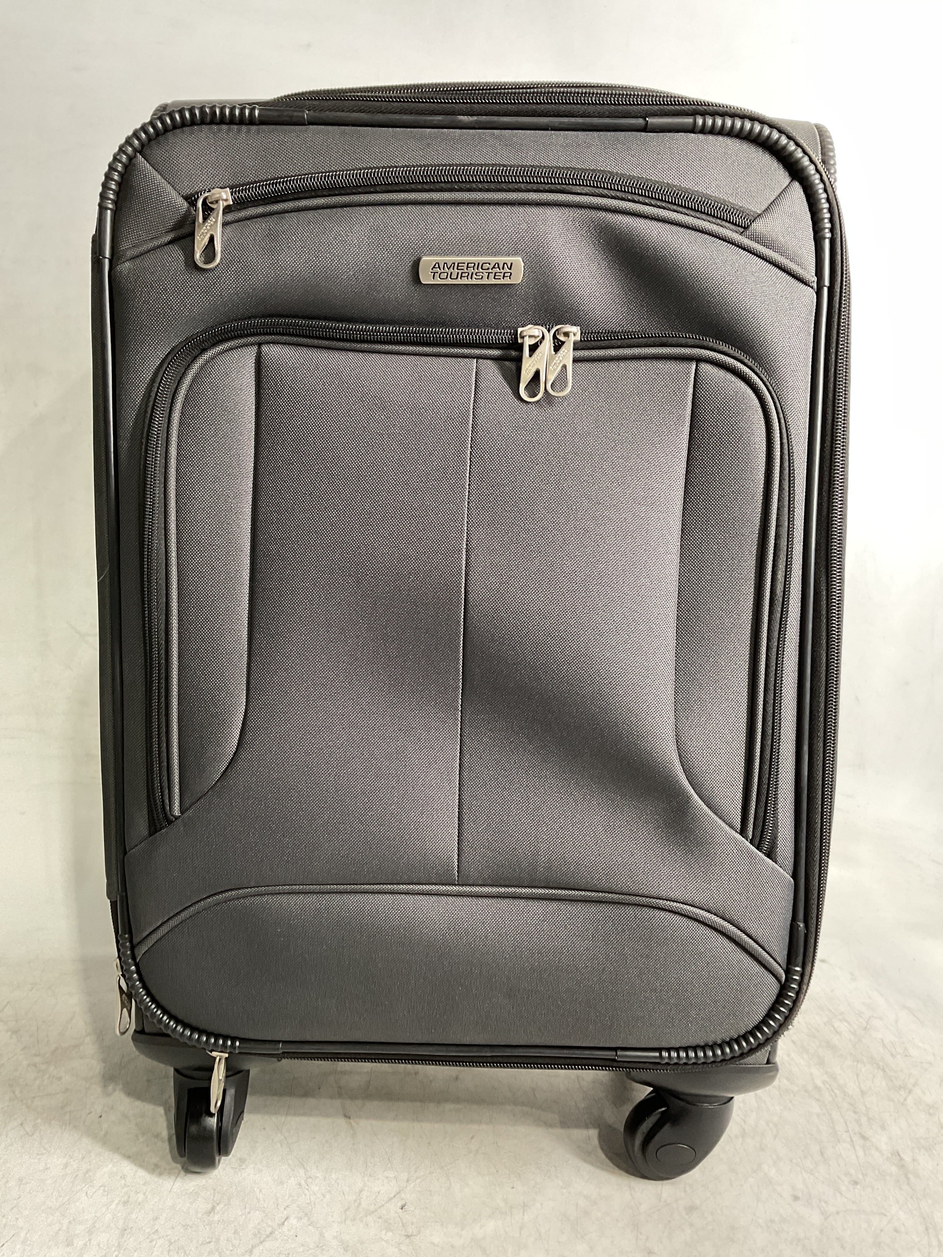 American Tourister Pop Max Softside Luggage with Spinner Wheels ( Charcoal , Carry-On 21-Inch ) Charcoal Carry On 21 Inch U2