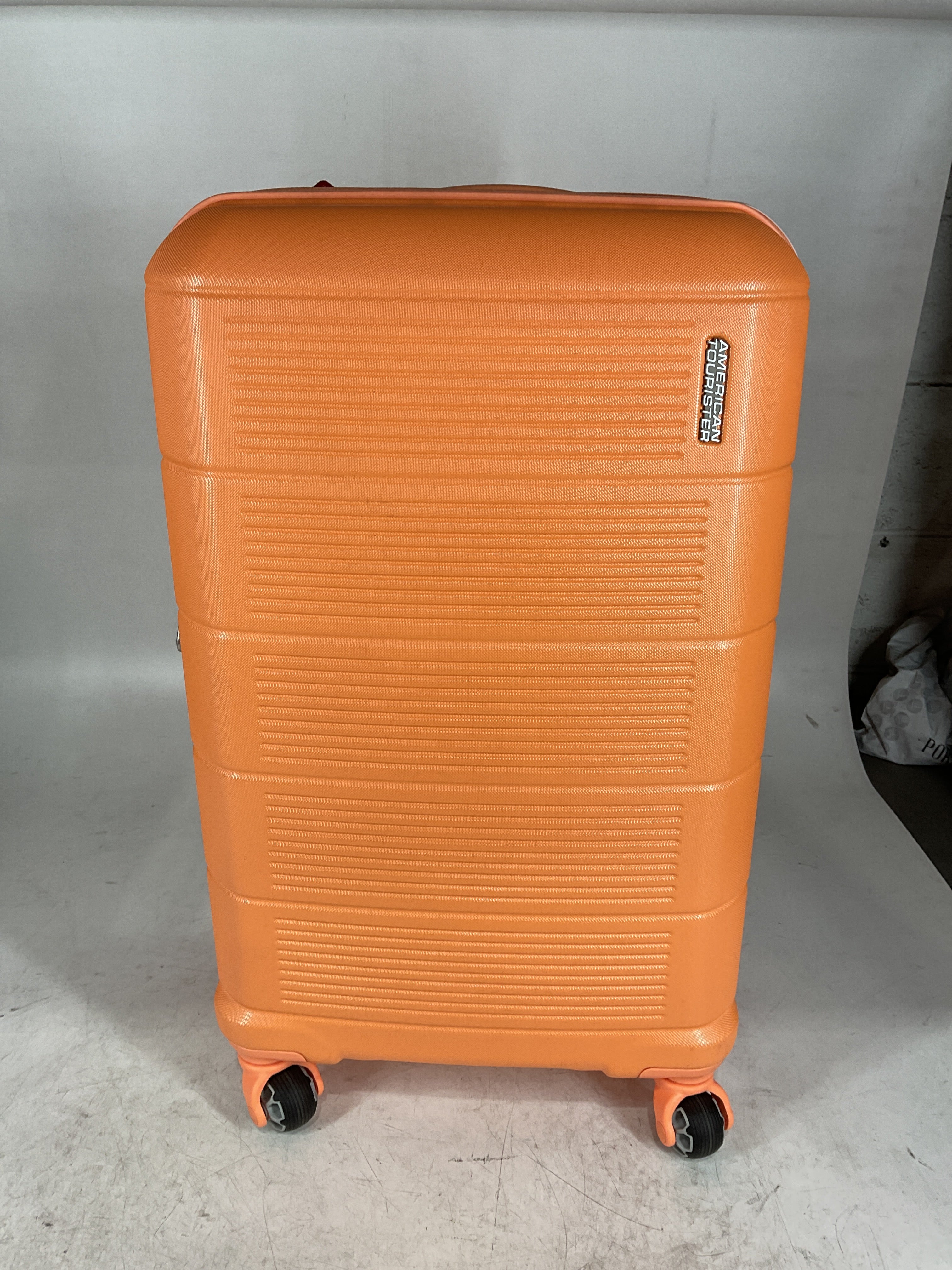 American Tourister Stratum 2.0 Hardside Spinner Luggage Collection U1