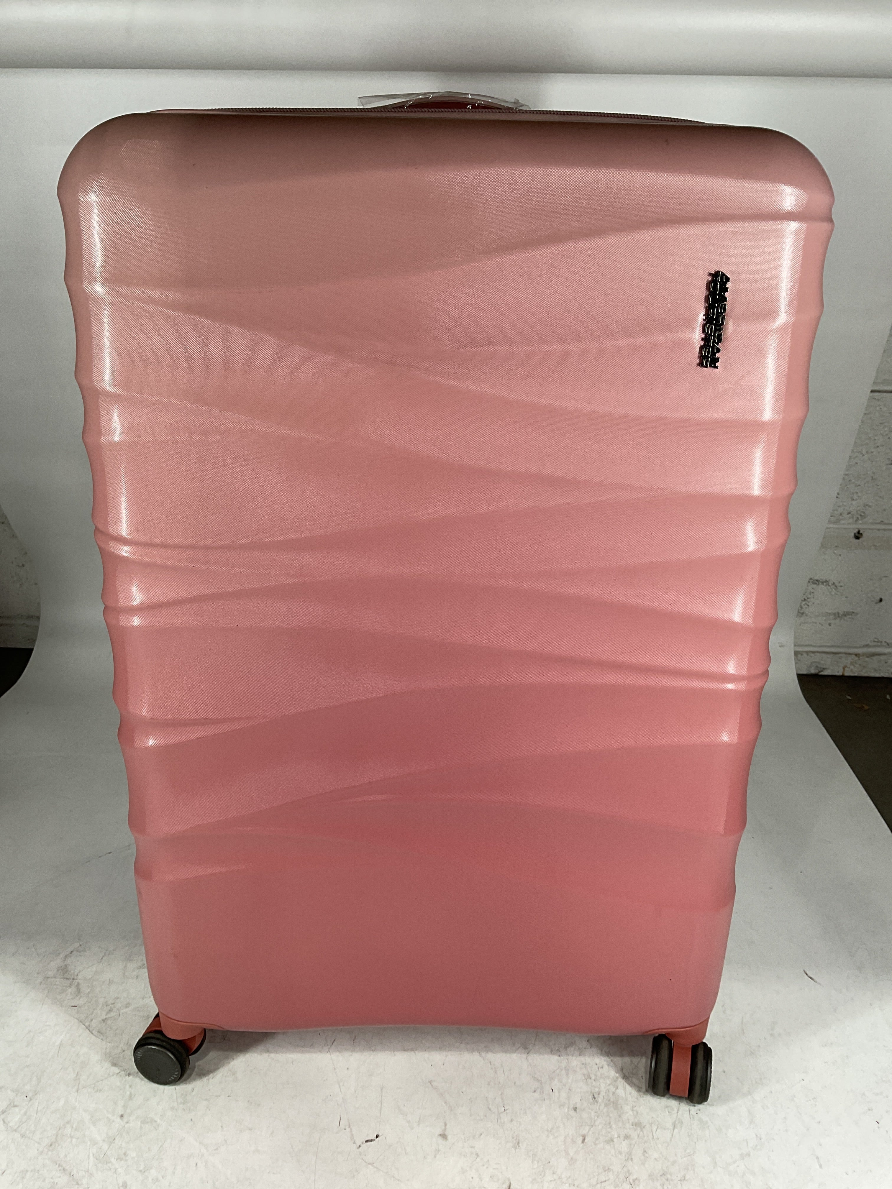 American Tourister Cascade Hardside Lightweight Spinner Luggage U5
