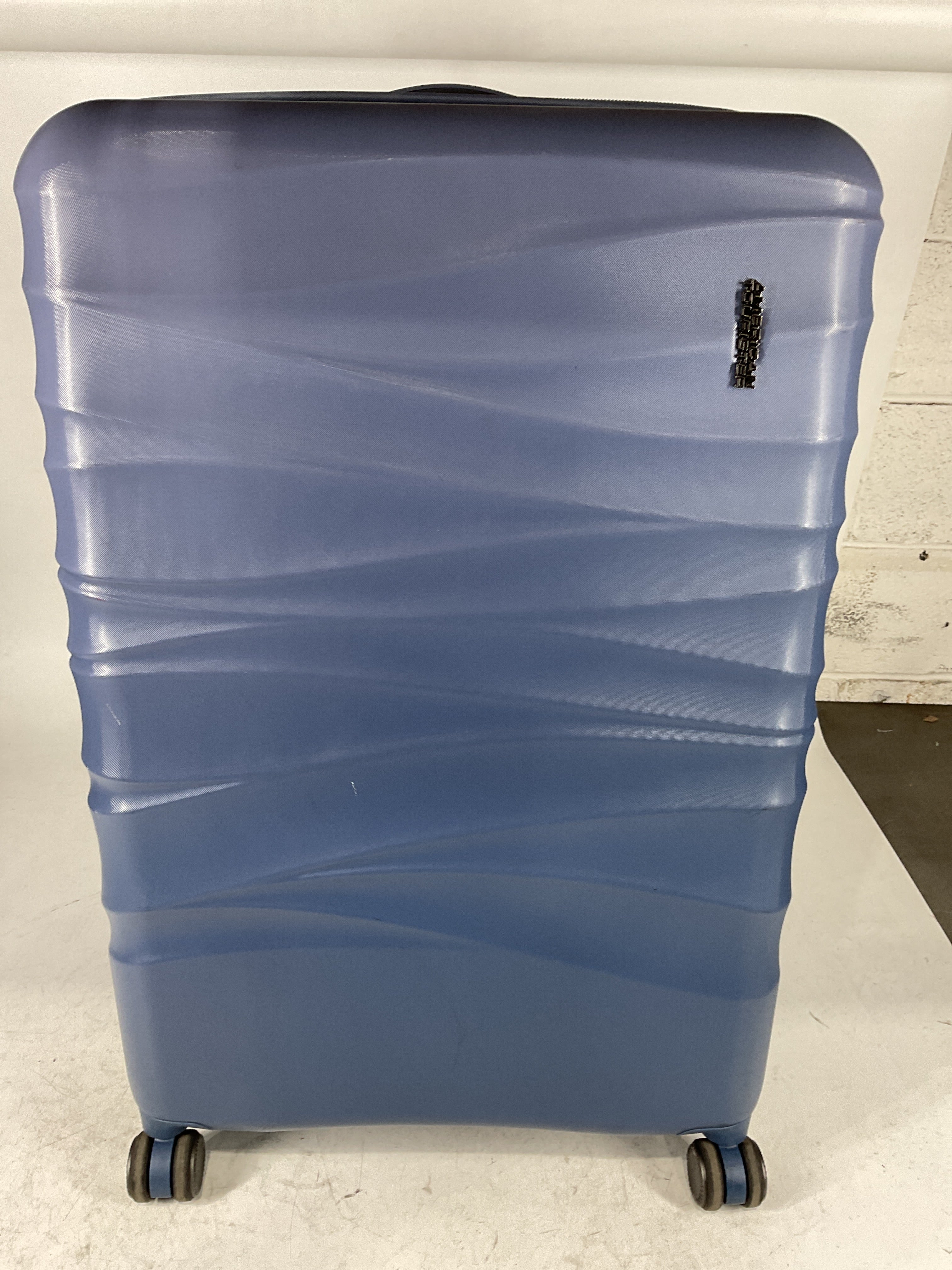 American Tourister Cascade Hardside Lightweight Spinner Luggage U1