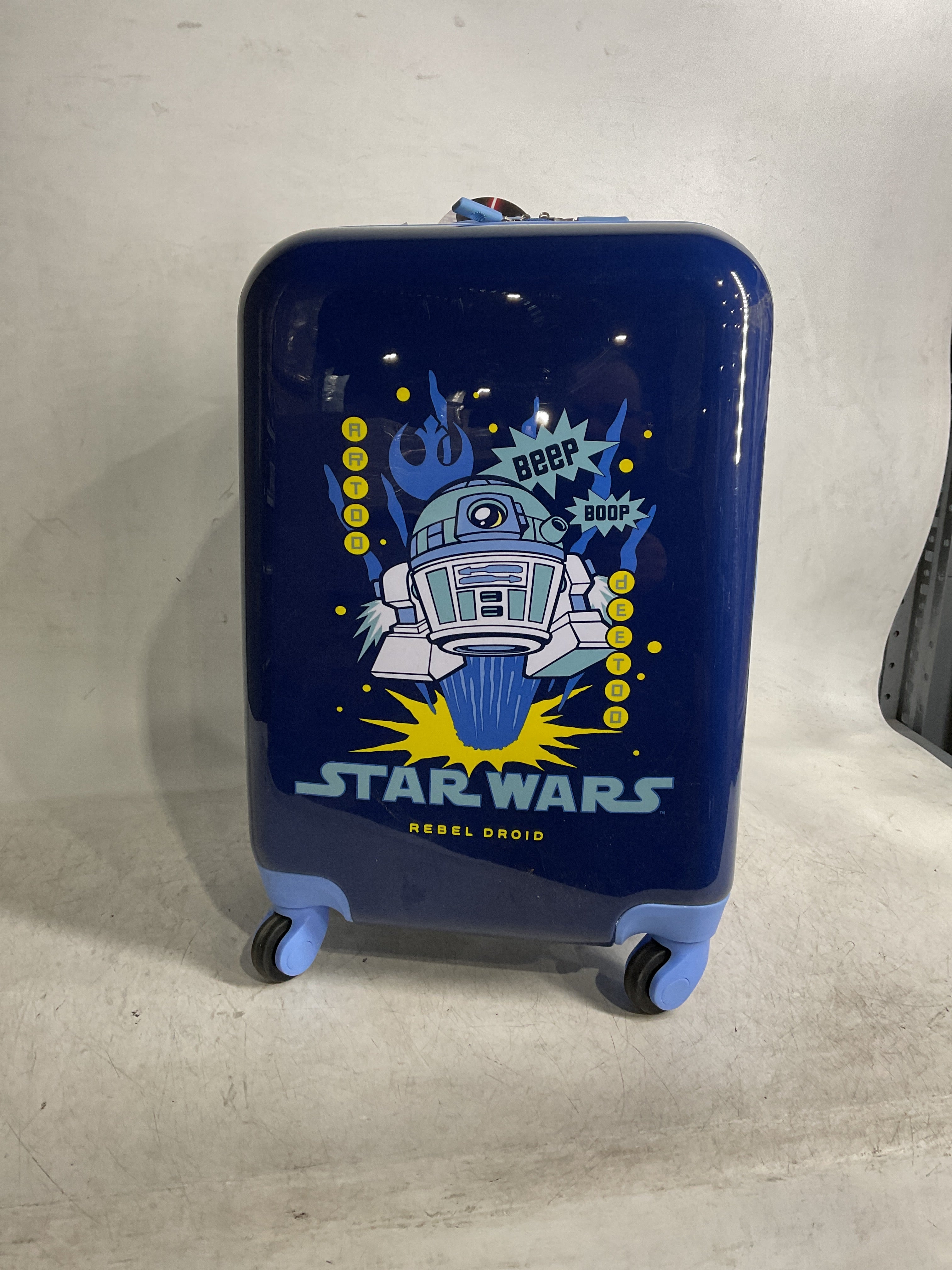 American Tourister Disney Carry-On 18-Inch Hardside Luggage with Spinner Wheels ( R2-D2 , Carry-On 18-Inch ) R2-D2 Carry On 18 Inch U5
