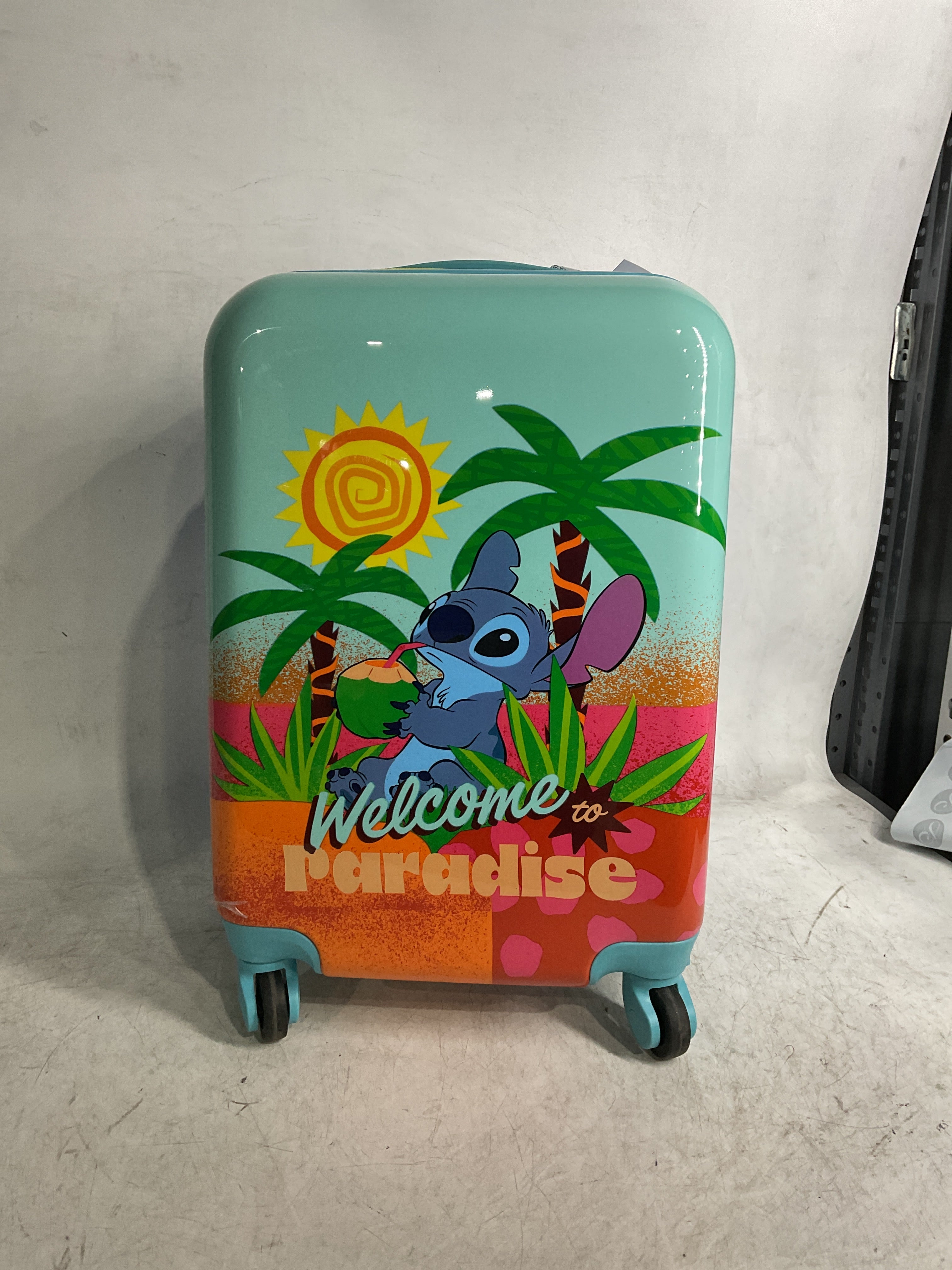 American Tourister Disney Carry-On 18-Inch Hardside Luggage with Spinner Wheels ( Stitch , Carry-On 18-Inch ) Stitch Carry On 18 Inch U1
