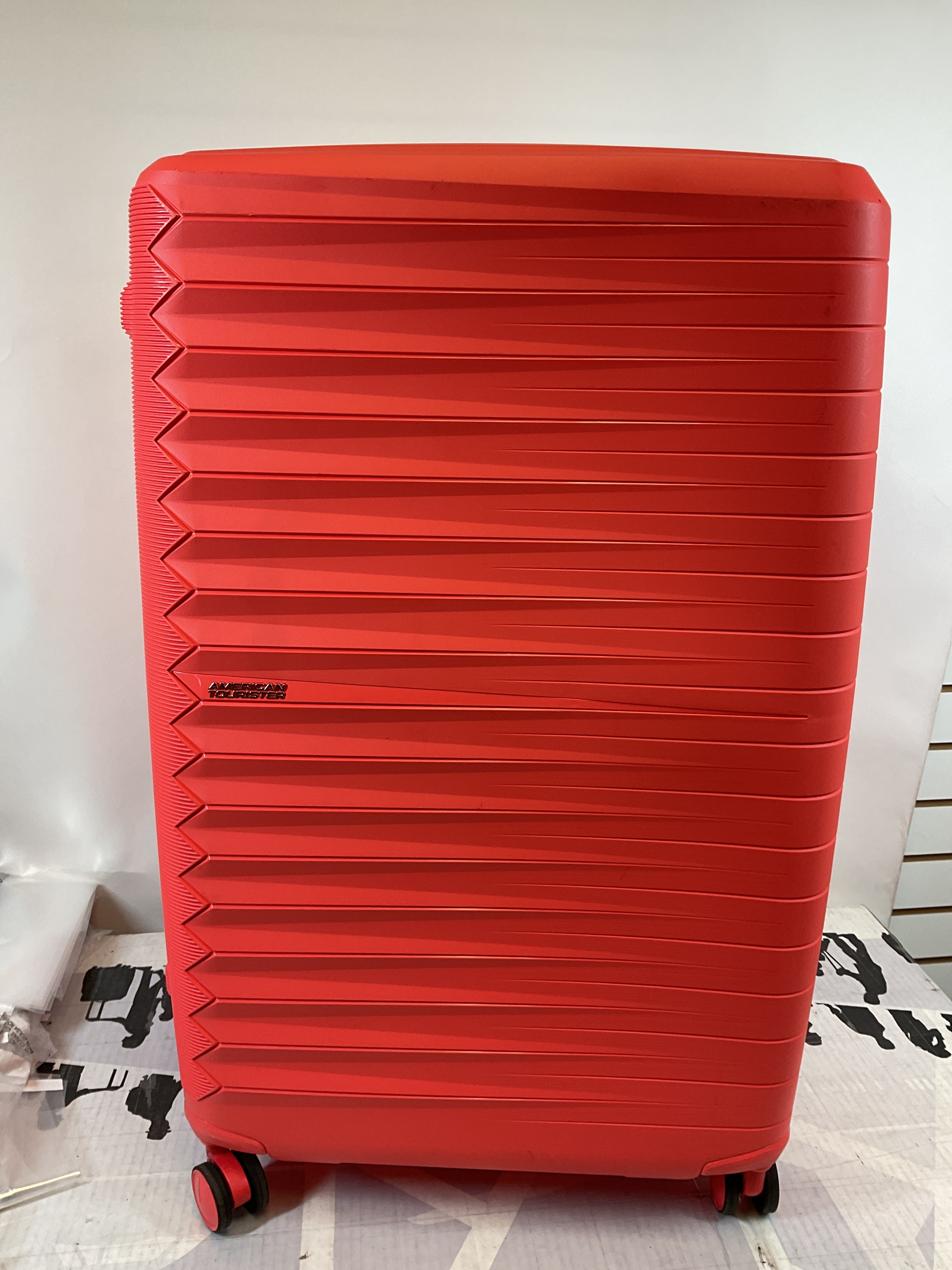 American Tourister Fastforward Expandable Hardside Luggage with Spinner Wheels, Large ( Sunset Coral , One Size ) Sunset Coral One Size U1