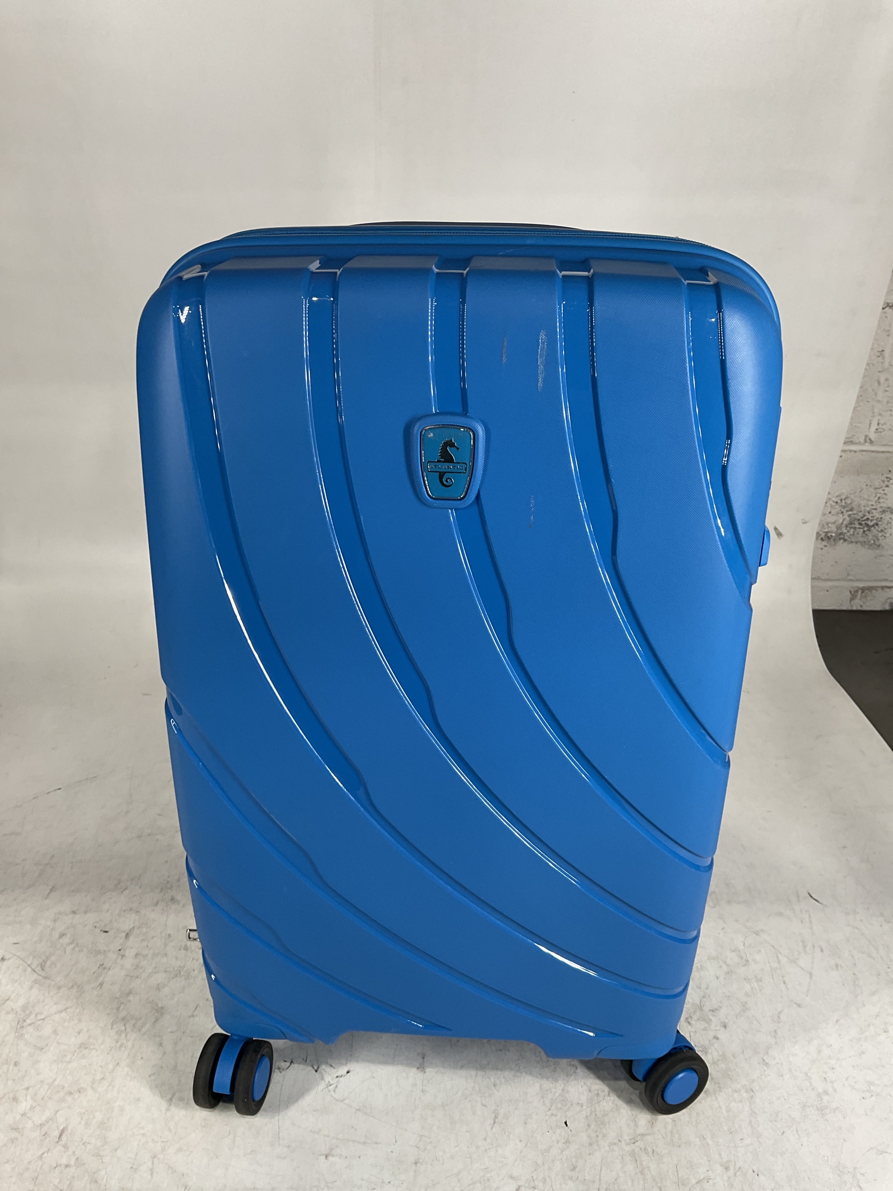 Atlantic Carry-on Expandable Hardside Spinner U2