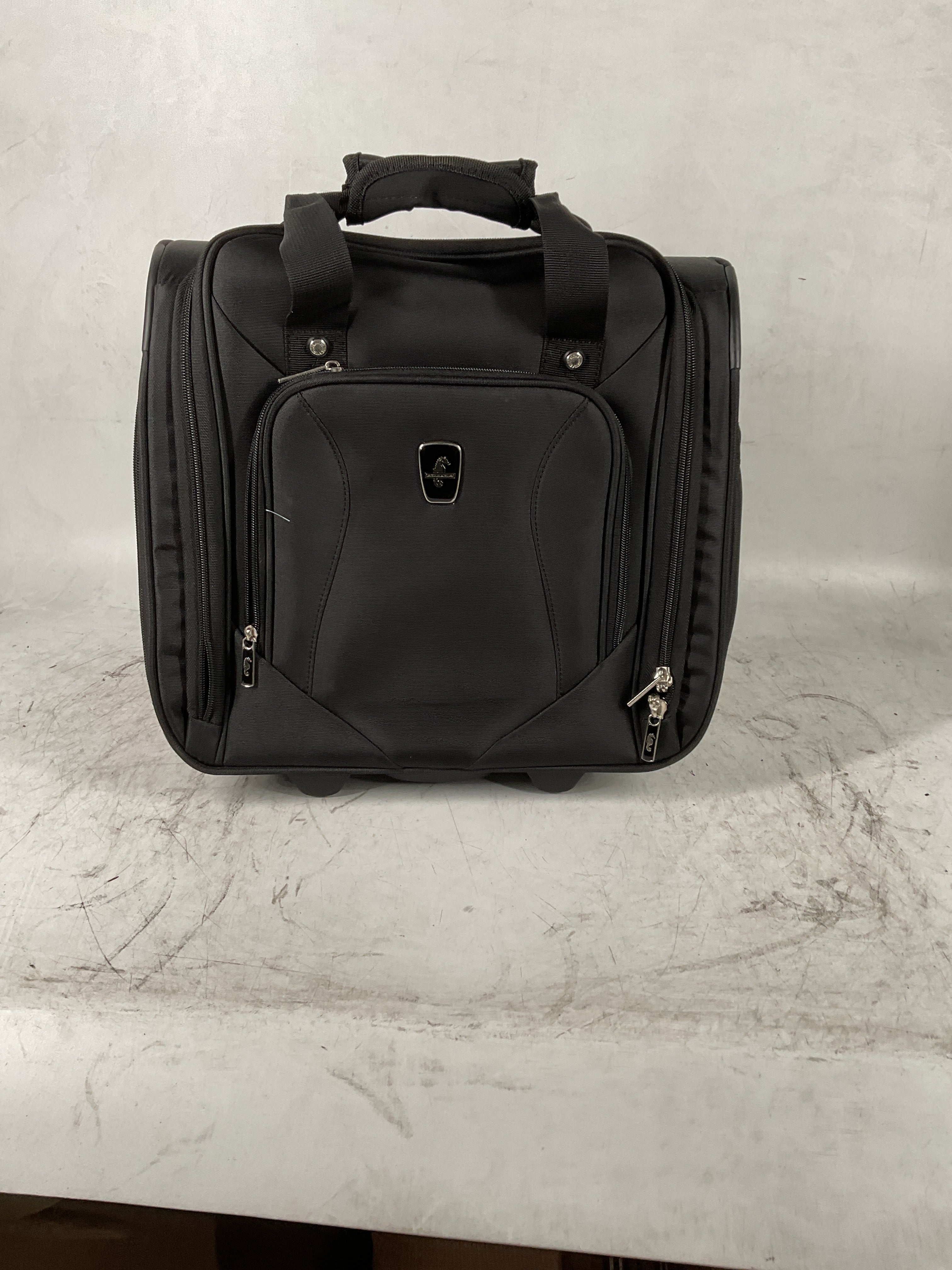 Atlantic Ultra Lite Softsides Rolling Underseat Carry-on ( Jade Black ) Jade Black  U23