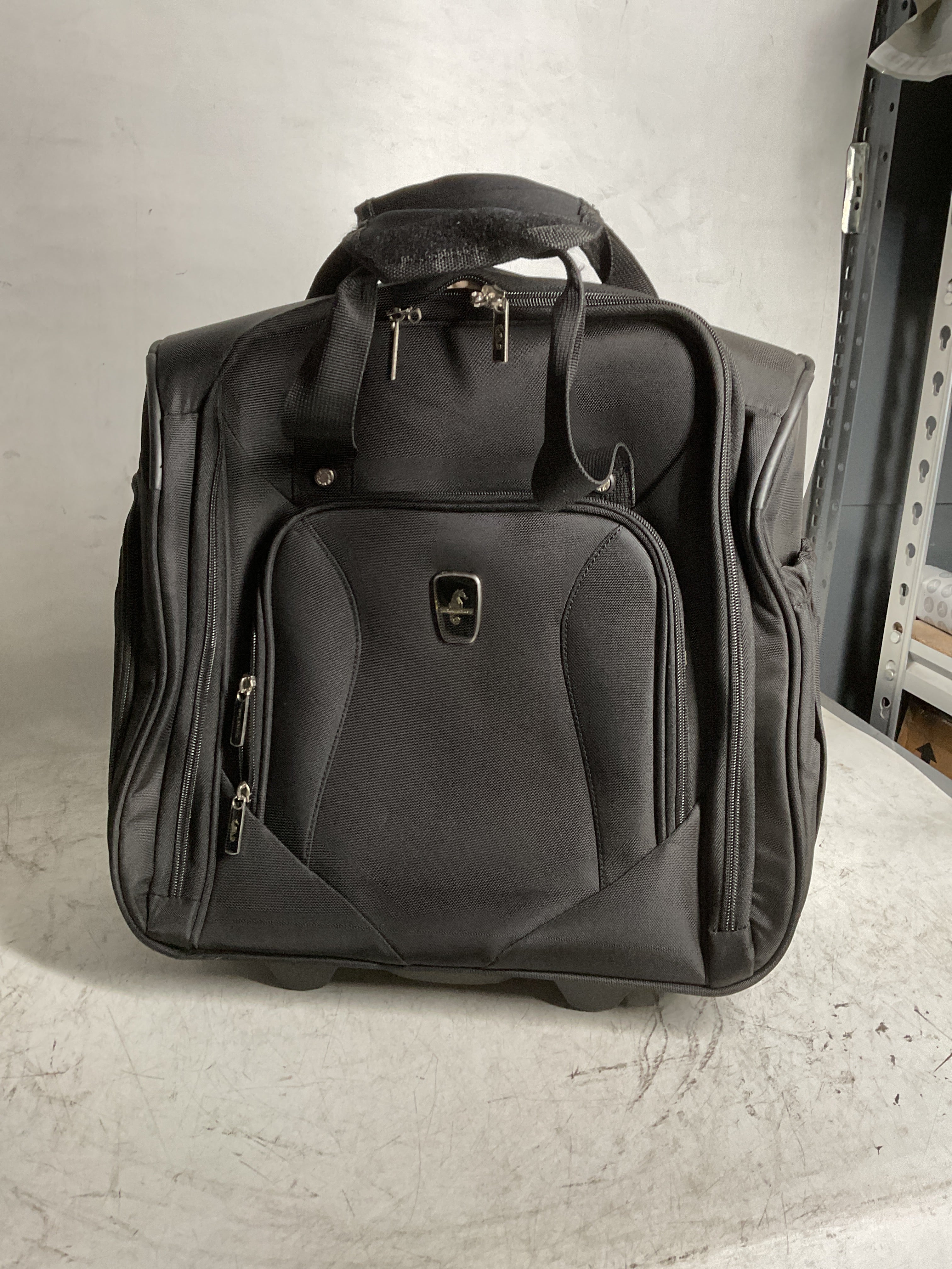 Atlantic Ultra Lite Softsides Rolling Underseat Carry-on ( Jade Black ) Jade Black  U30