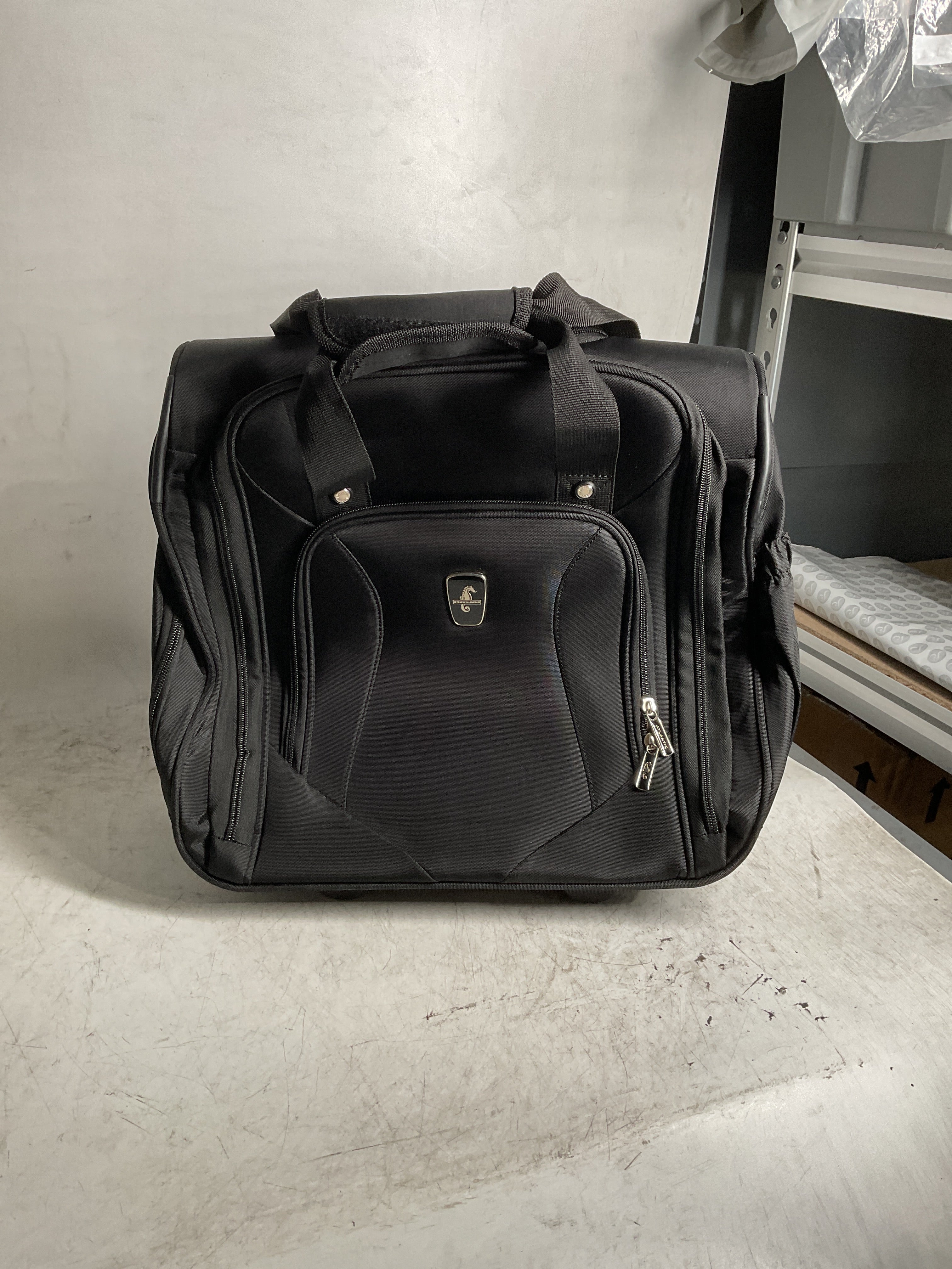 Atlantic Ultra Lite Softsides Rolling Underseat Carry-on ( Jade Black ) Jade Black  U32