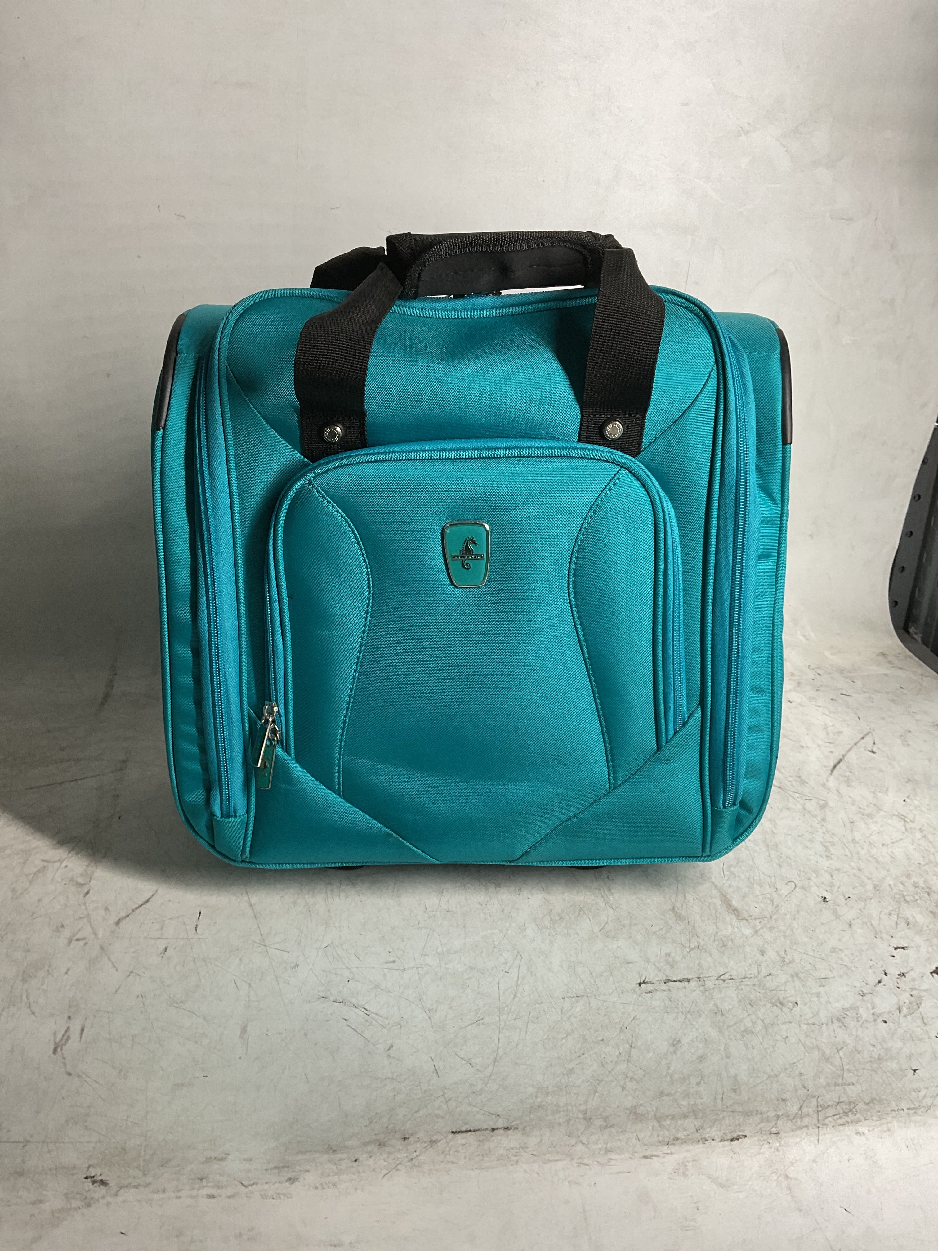 Atlantic Ultra Lite Softsides Rolling Underseat Carry-on ( Turquoise Blue ) Turquoise Blue  U18