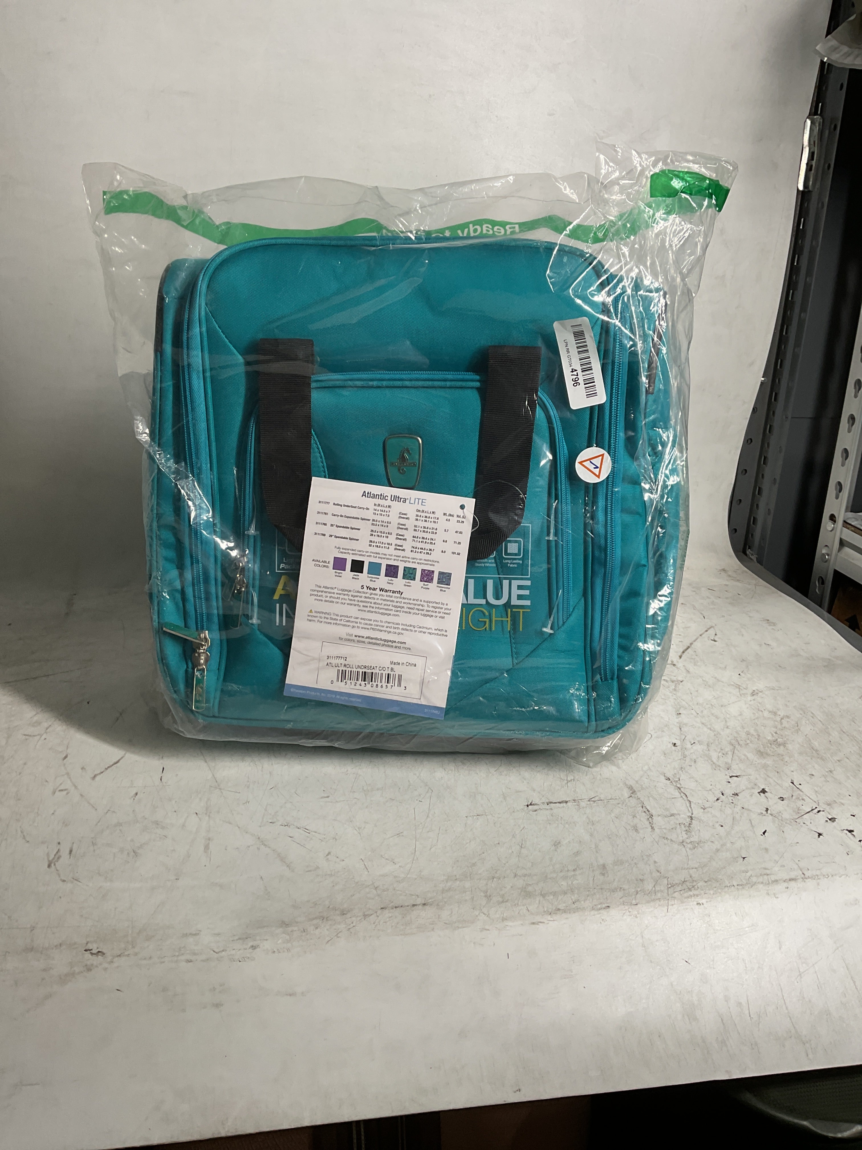Atlantic Ultra Lite Softsides Rolling Underseat Carry-on ( Turquoise Blue ) Turquoise Blue  U19