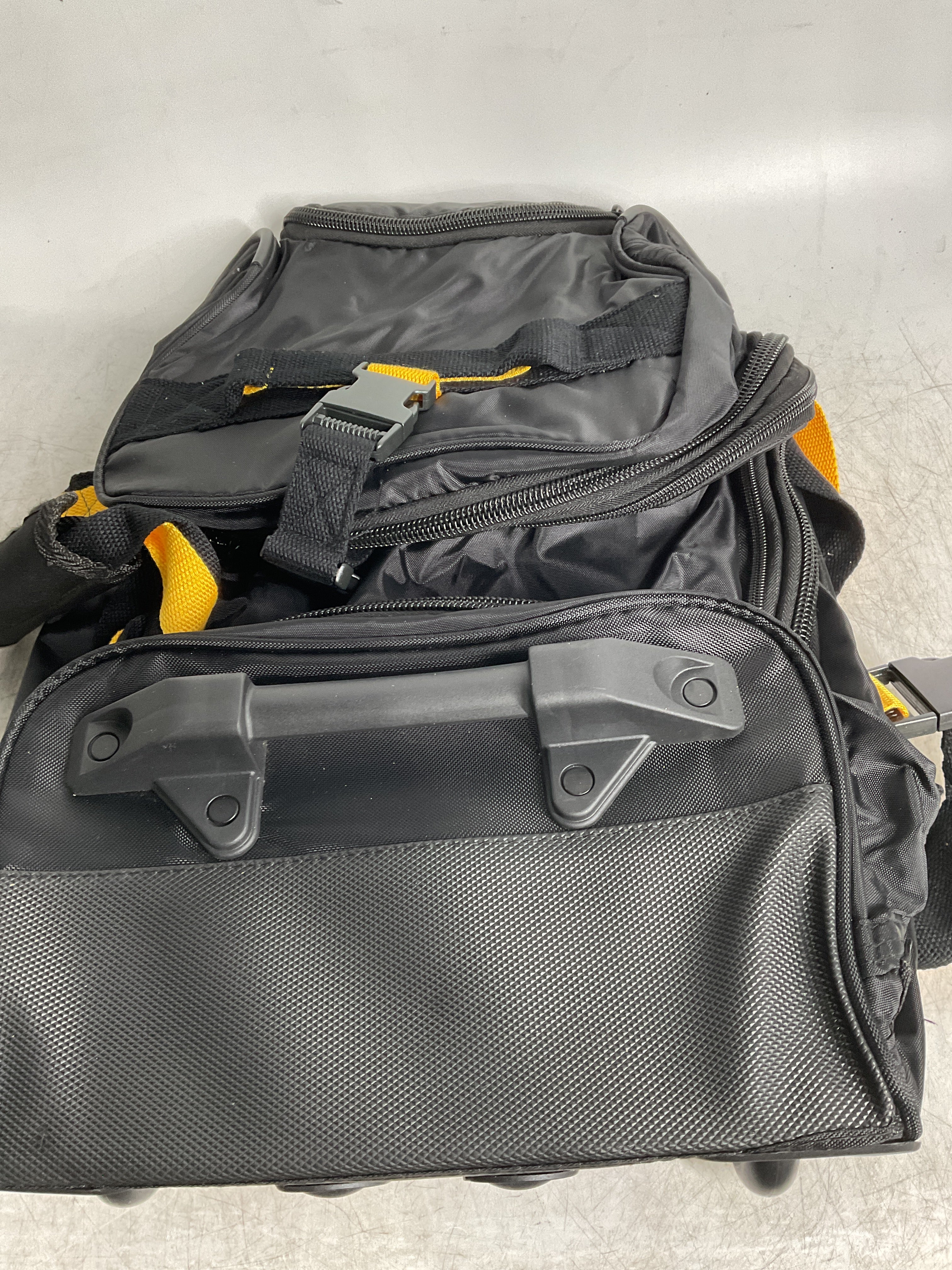 A.Saks 20” EXPANDABLE Wheeled Duffel ( Black , One Size ) Black One Size U15