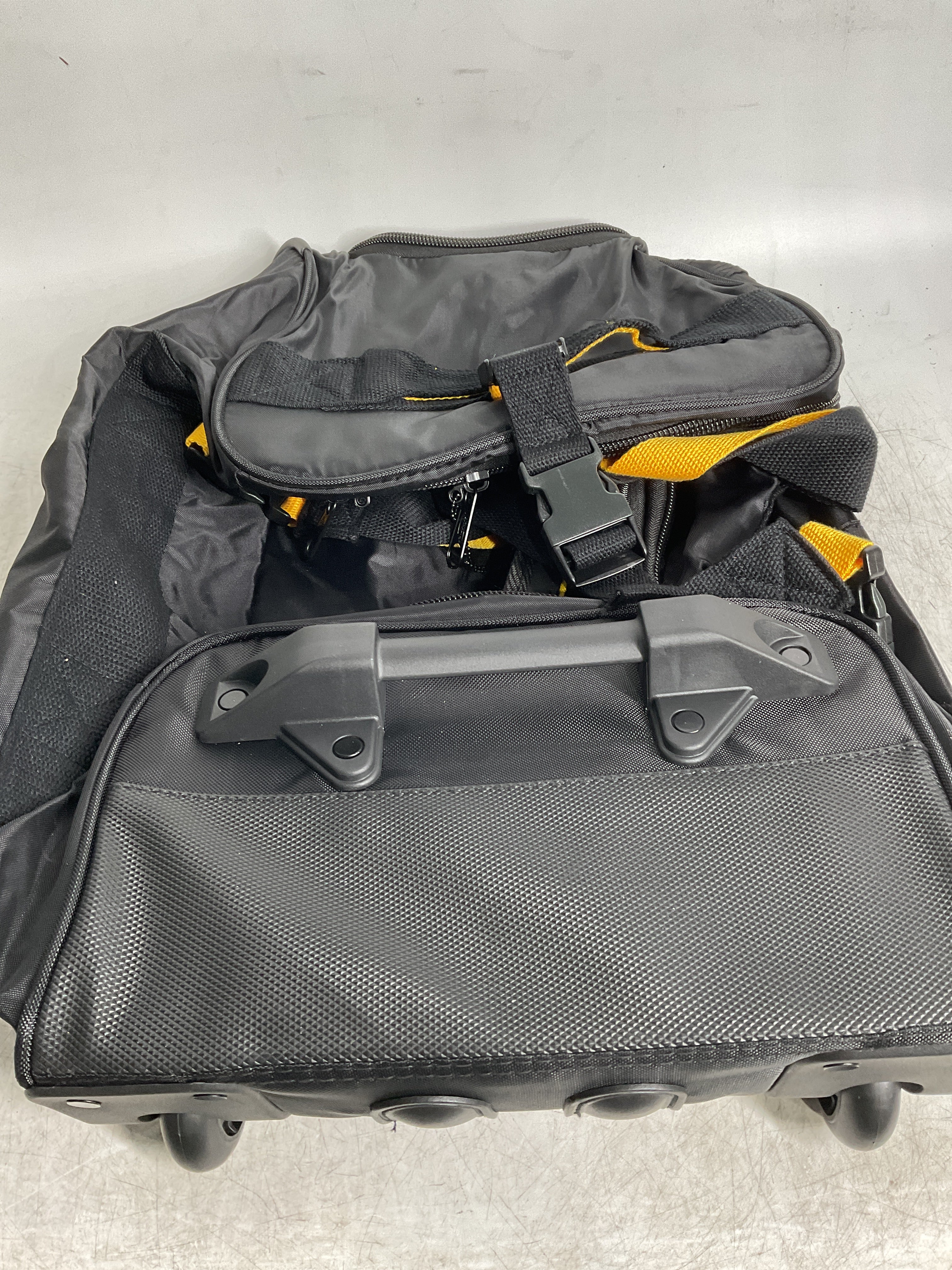 A.Saks 20” EXPANDABLE Wheeled Duffel ( Black , One Size ) Black One Size U18