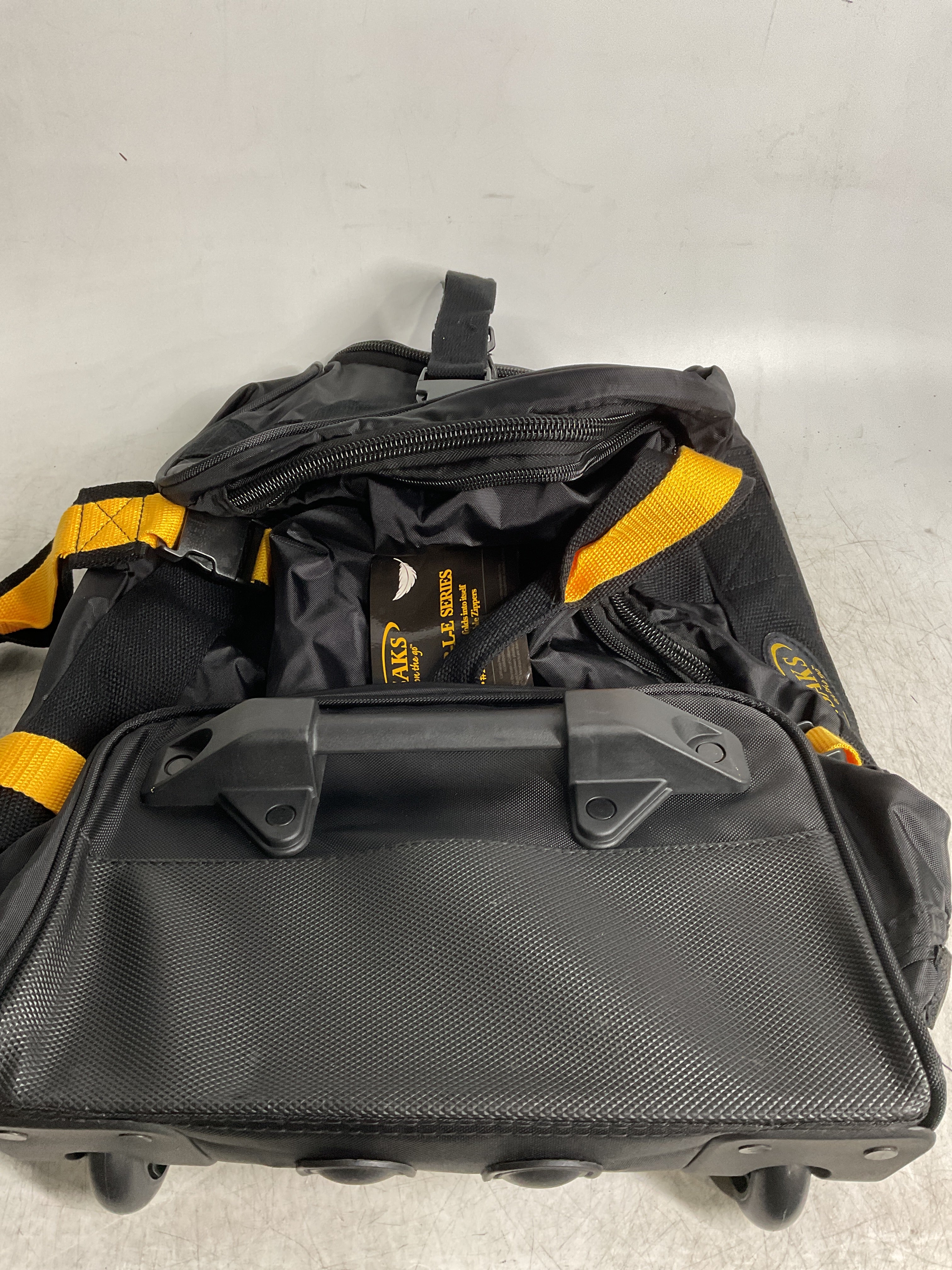 A.Saks 20” EXPANDABLE Wheeled Duffel ( Black , One Size ) Black One Size U25