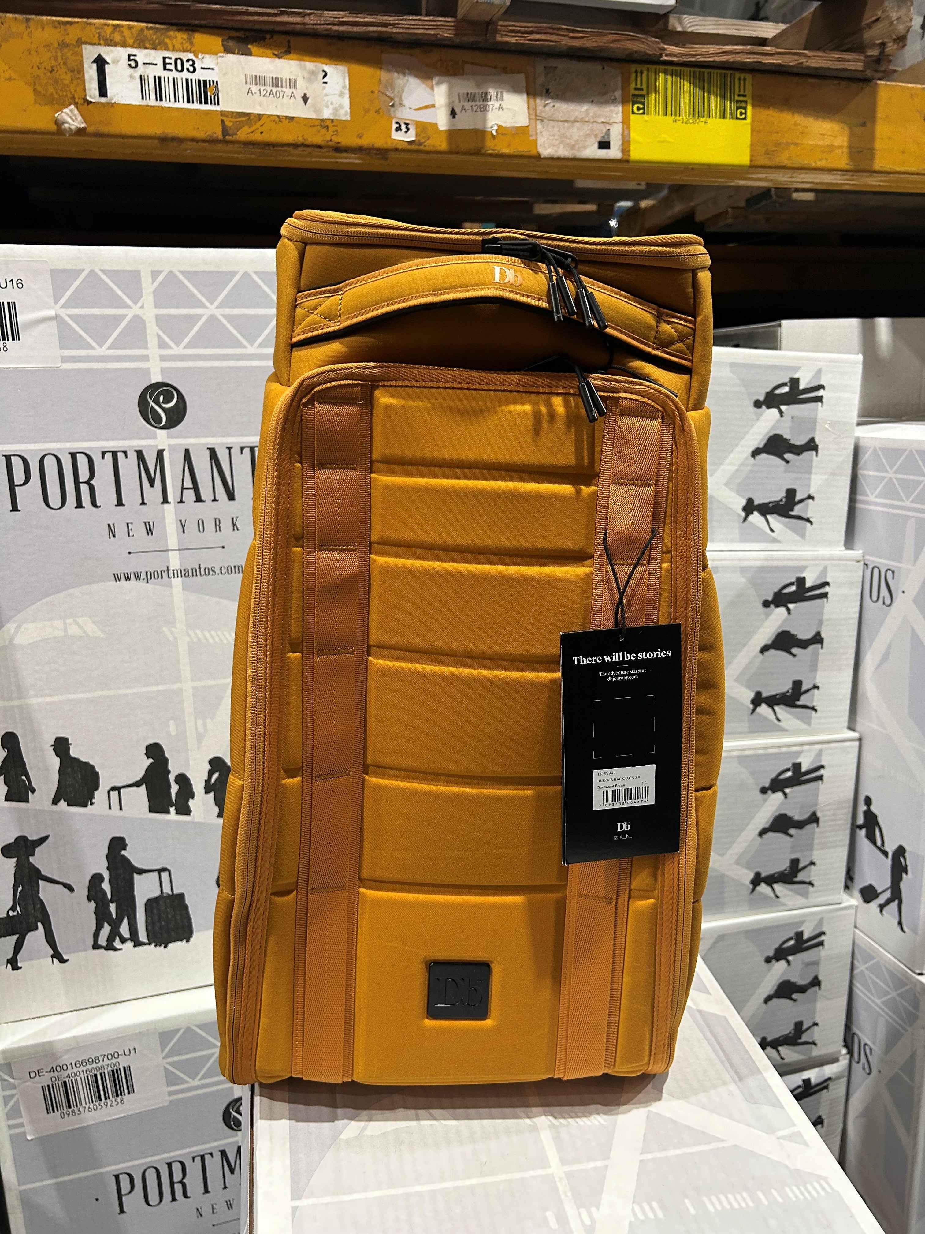 D_b_ Hugger Backpack U1