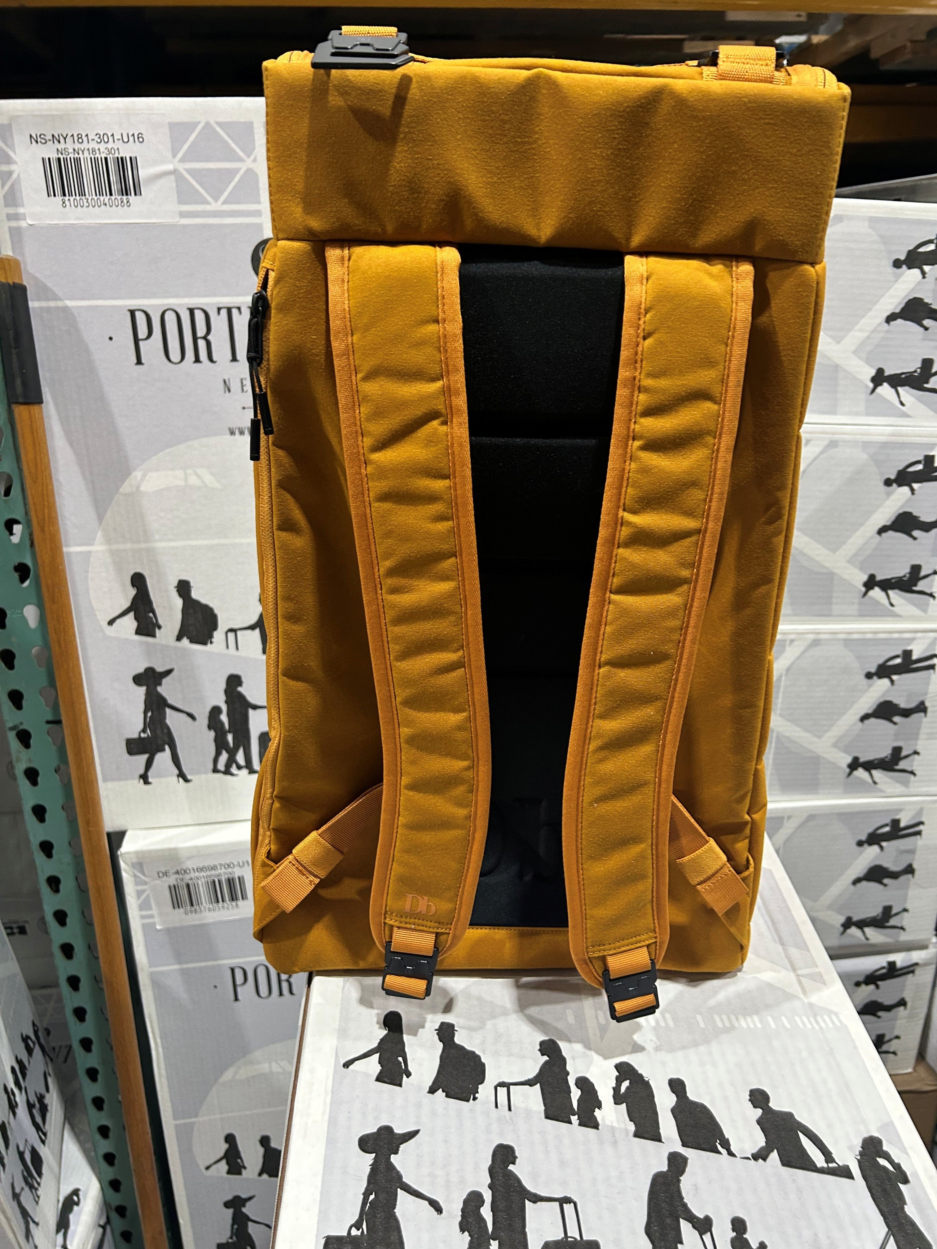 D_b_ Hugger Backpack U1
