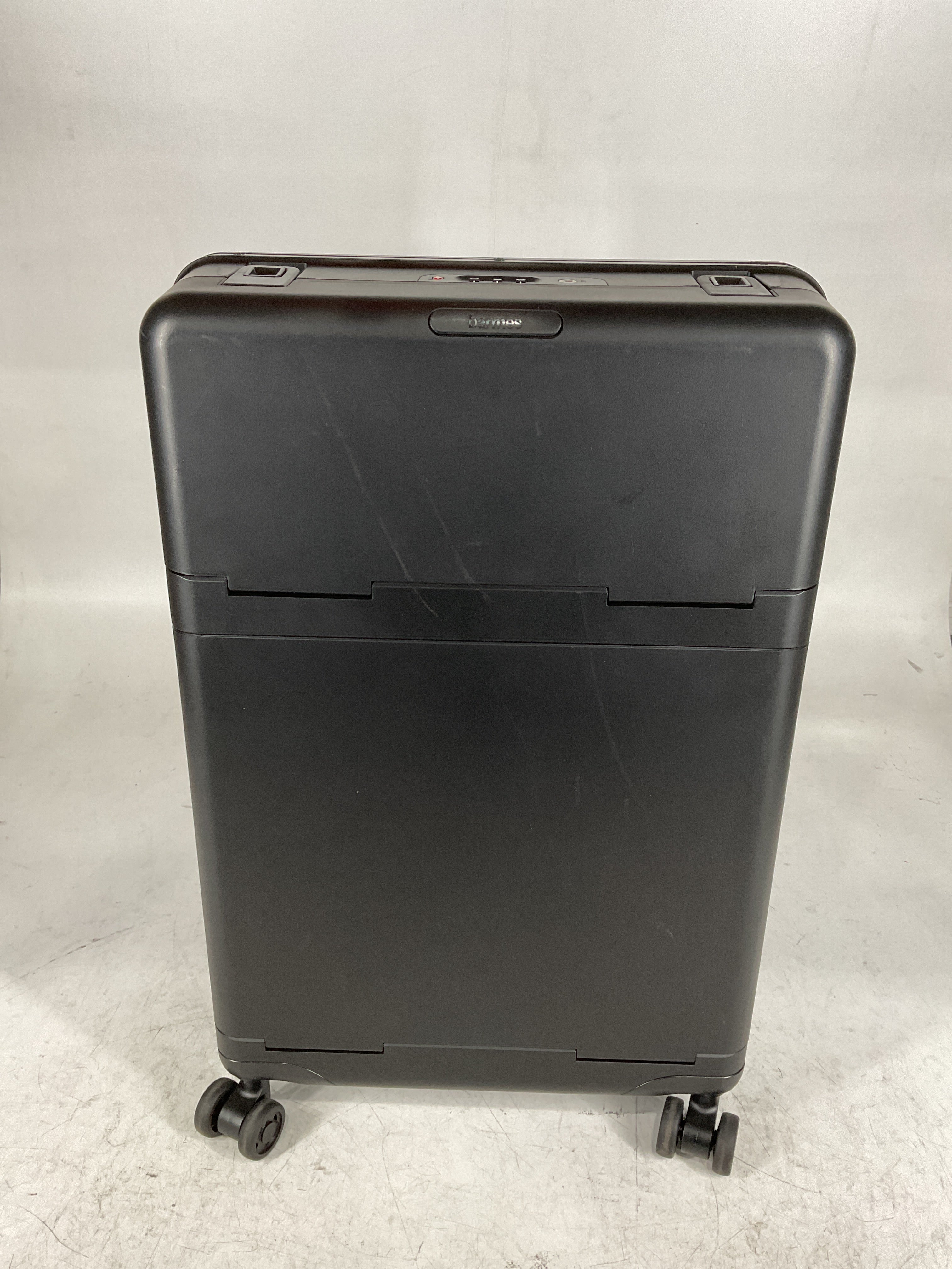 Barmes Design Carry-on Luggage including Laptop Satchel, Essentials Bag, Sorted Case U2