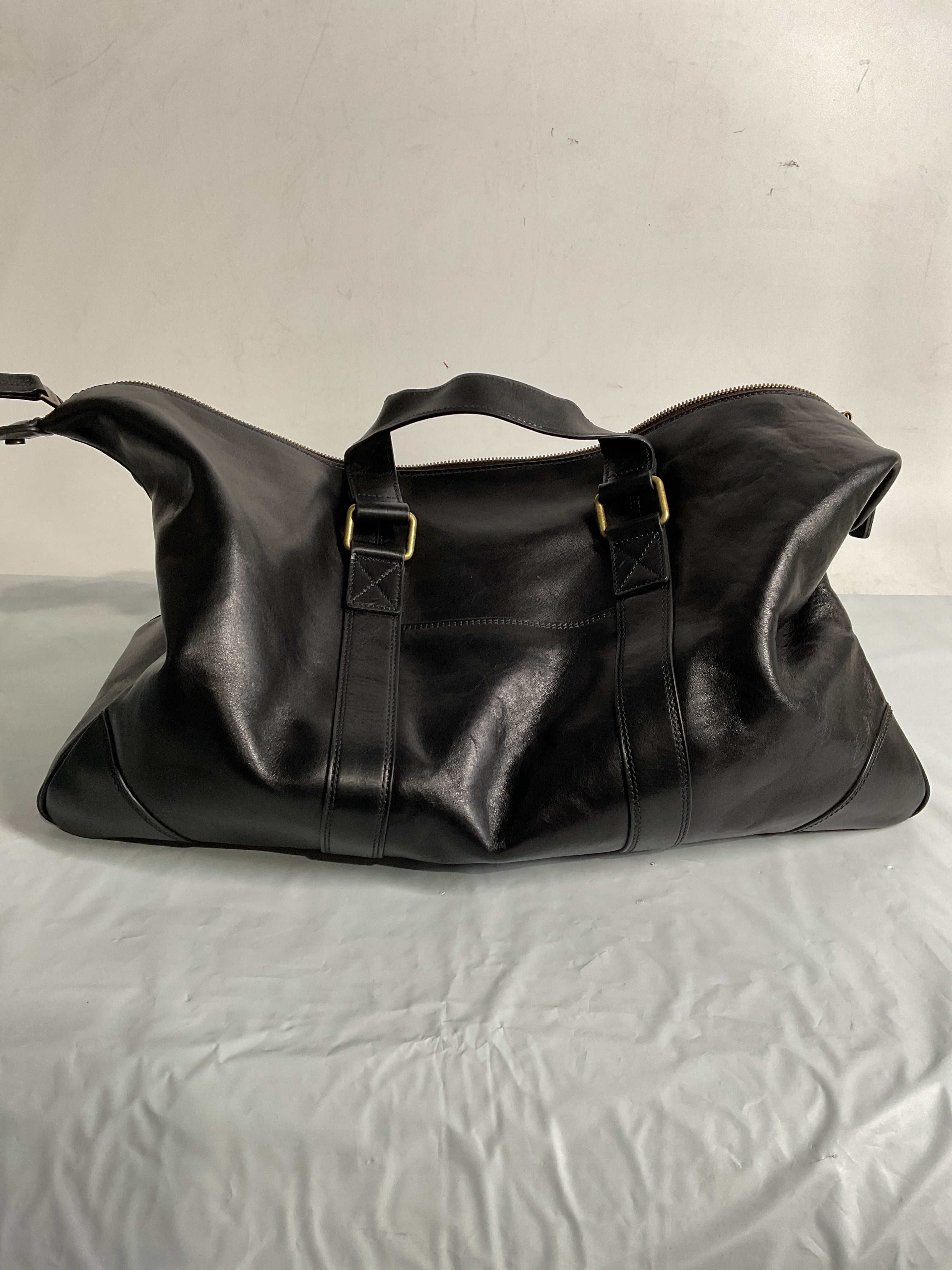 Bosca Men's Dolce Duffle Bag ( Black , One Size ) Black One Size U1