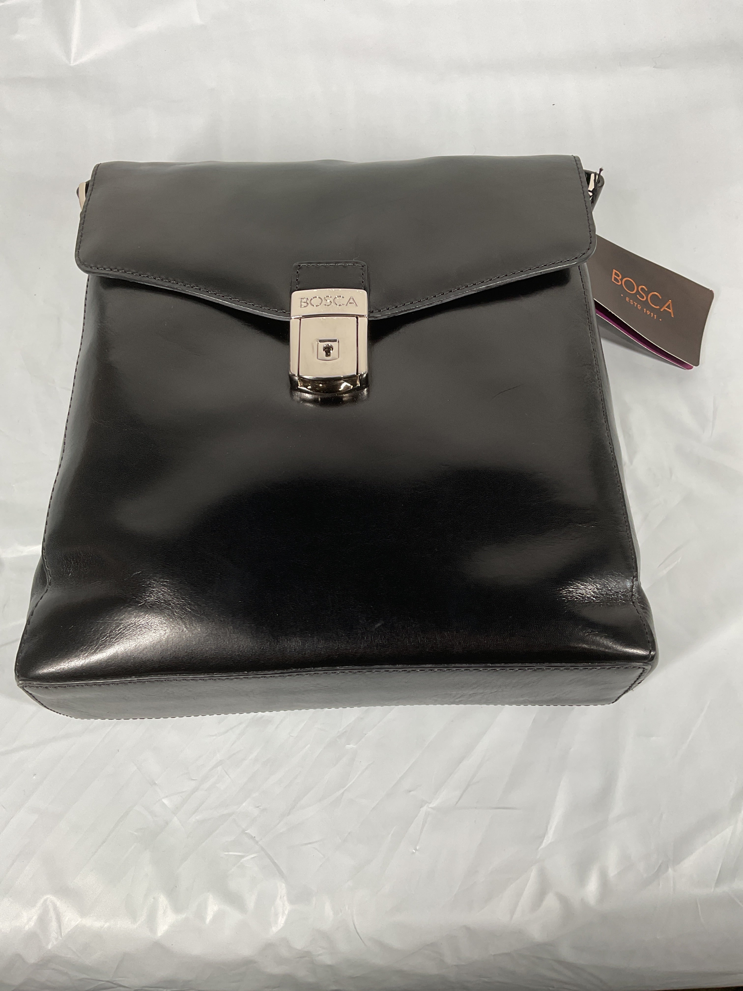 Bosca Old Leather Man Bag ( Black , One Size ) Black One Size U1