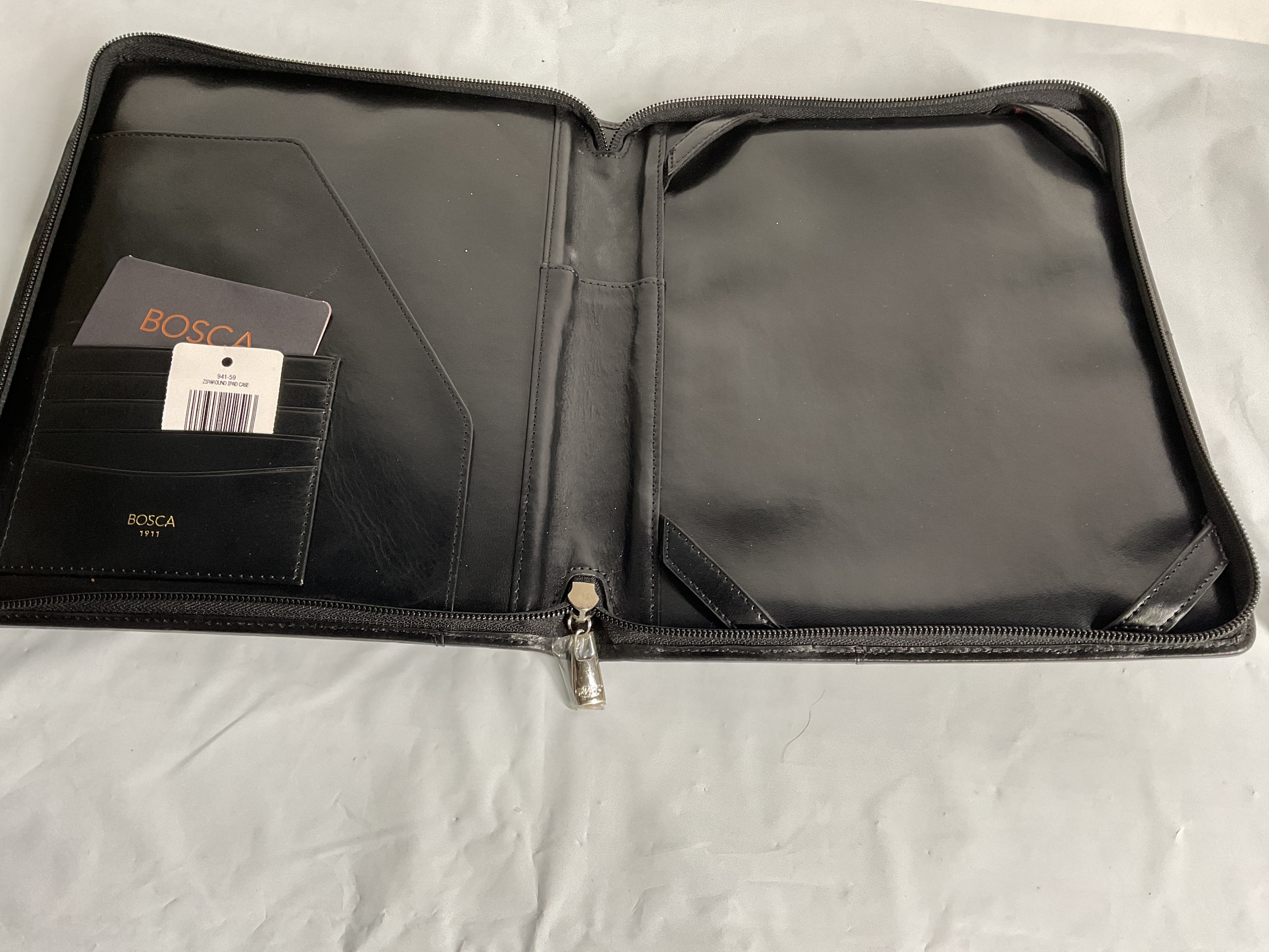 Bosca Old Leather Zip Around iPad Case ( Black , One Size ) Black One Size U1