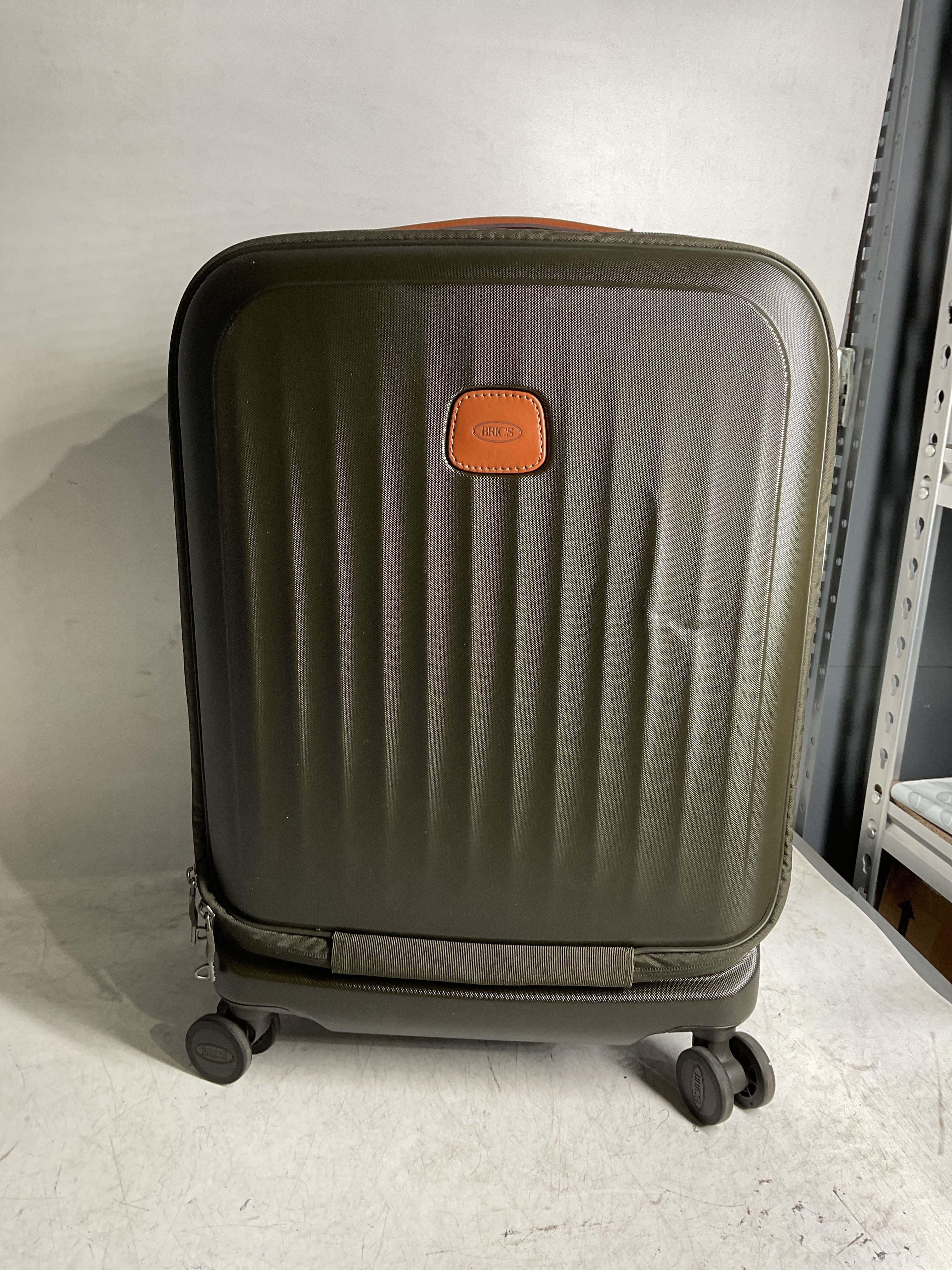 Bric's Taormina 21" Carry-on Expandable Spinner with Pocket ( Olive , 21-Inch w/Pocket ) Olive 21 Inch W Pocket U1