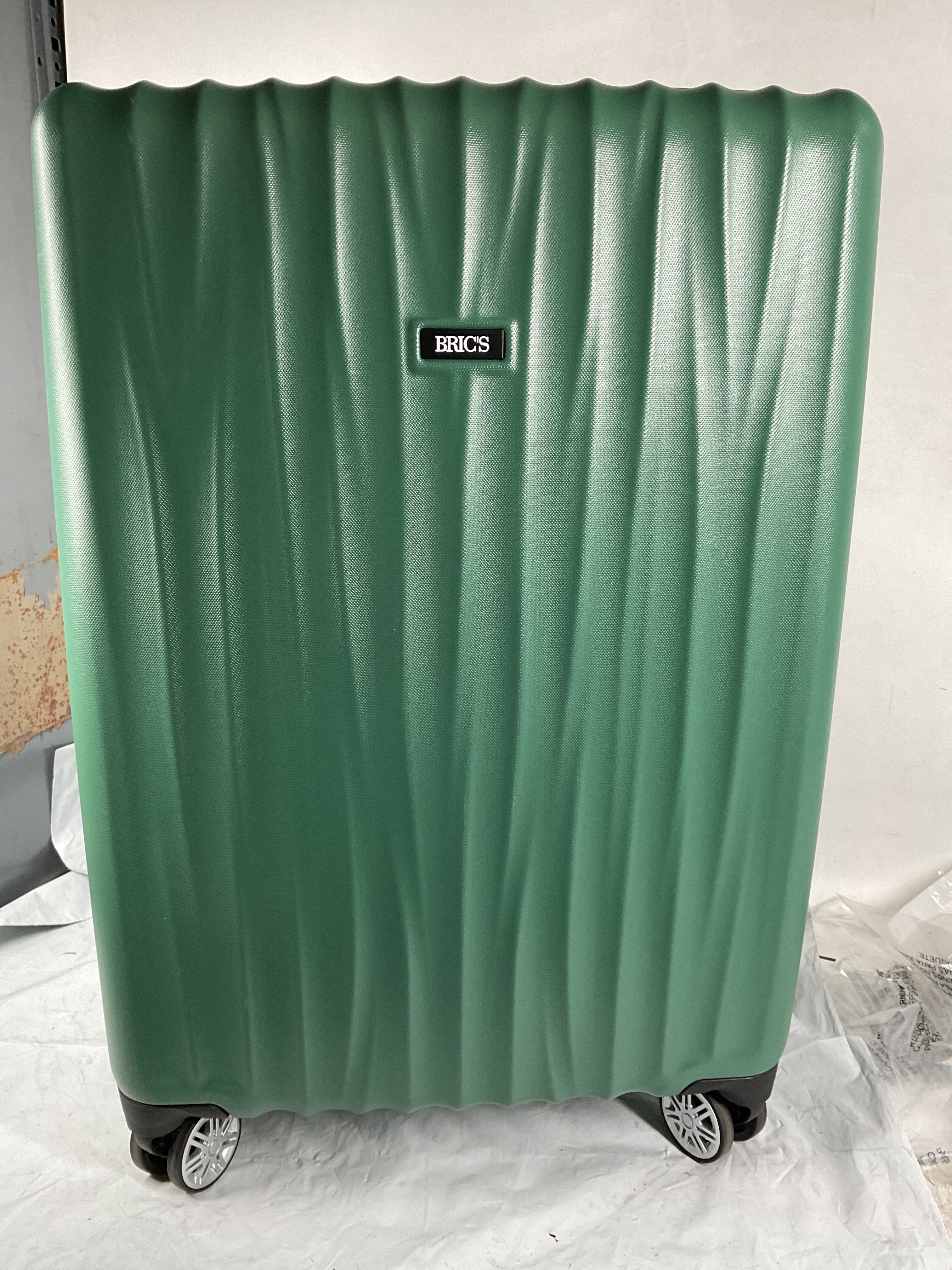 Bric's Cervia 27" Expandable Spinner ( Dark Emerald , 27-Inch ) Dark Emerald 27 Inch U1