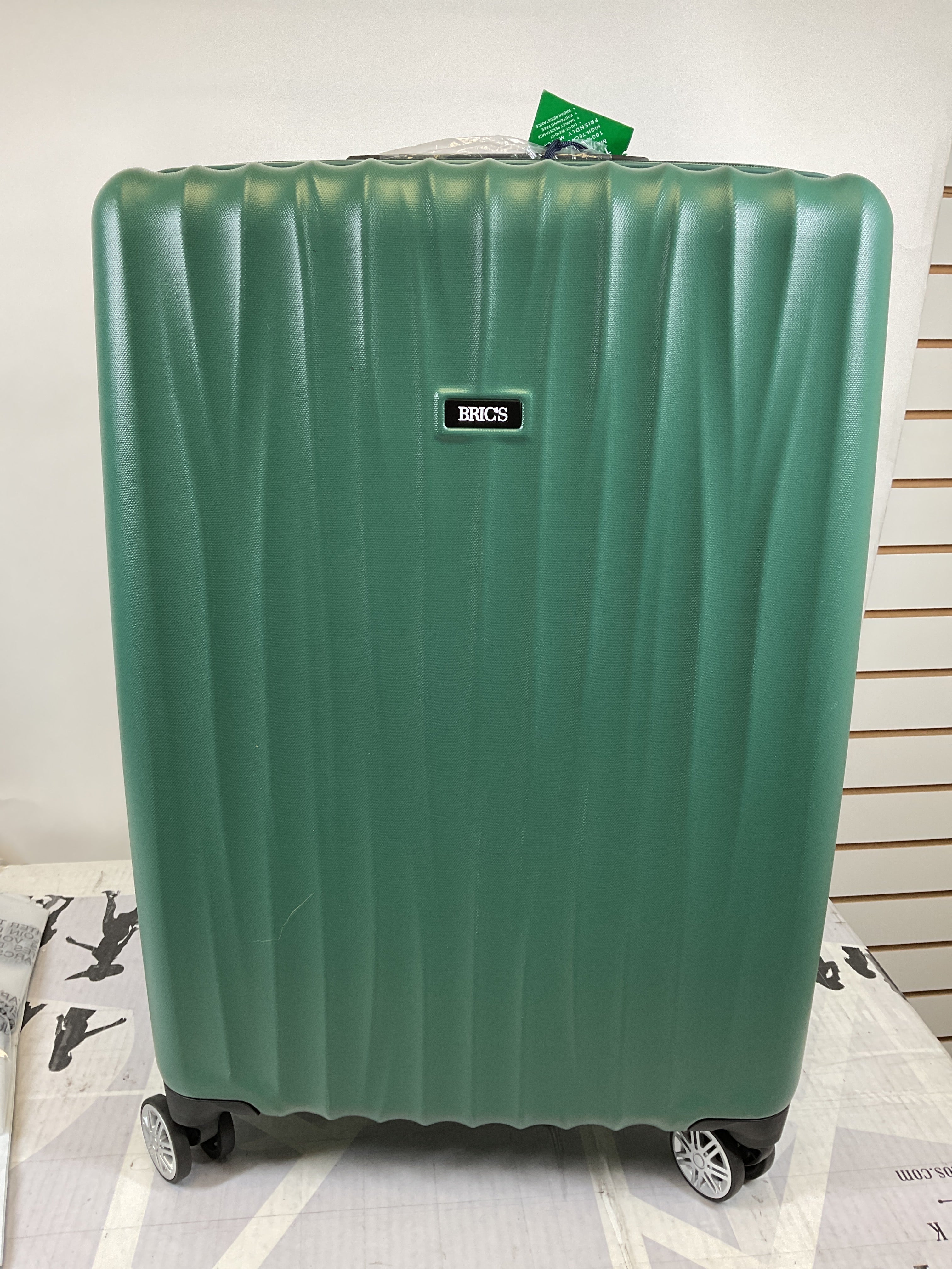 Bric's Cervia 27" Expandable Spinner ( Dark Emerald , 27-Inch ) Dark Emerald 27 Inch U2