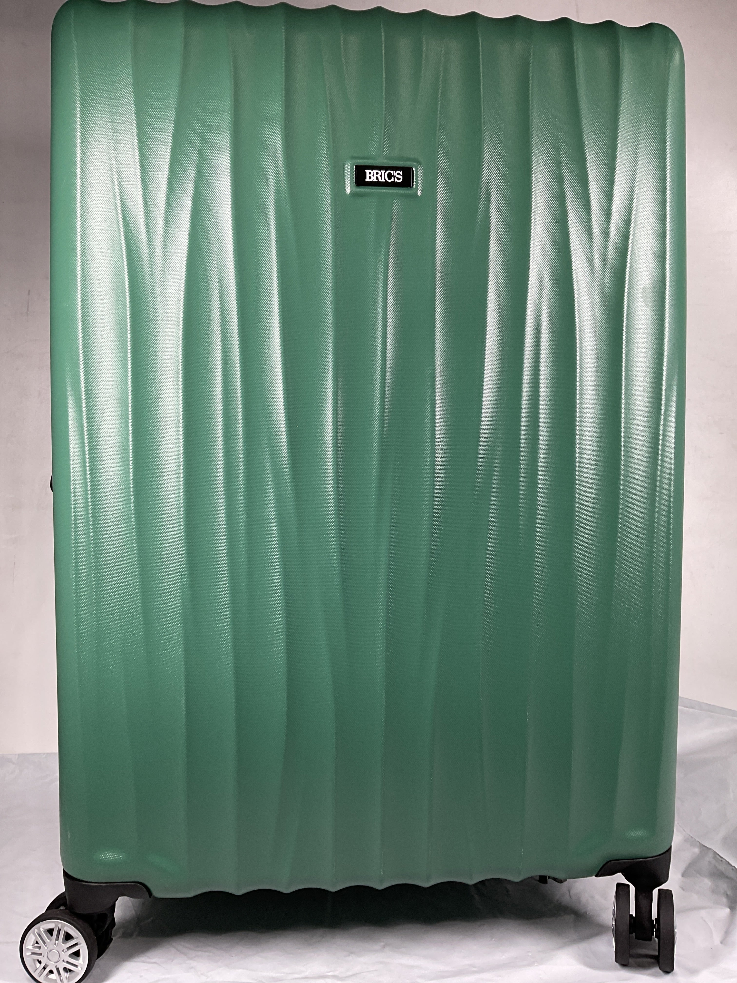 Bric's Cervia 30" Expandable Spinner ( Dark Emerald , 30-Inch ) Dark Emerald 30 Inch U3